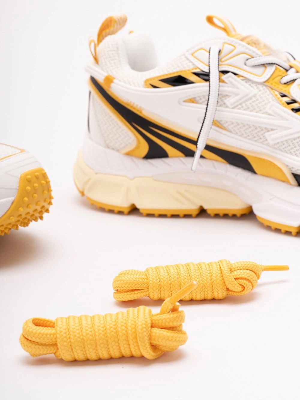 Off-White `Ow Be Right Back Mesh` Sneakers Size US 10 / EU 43 - 5 Thumbnail