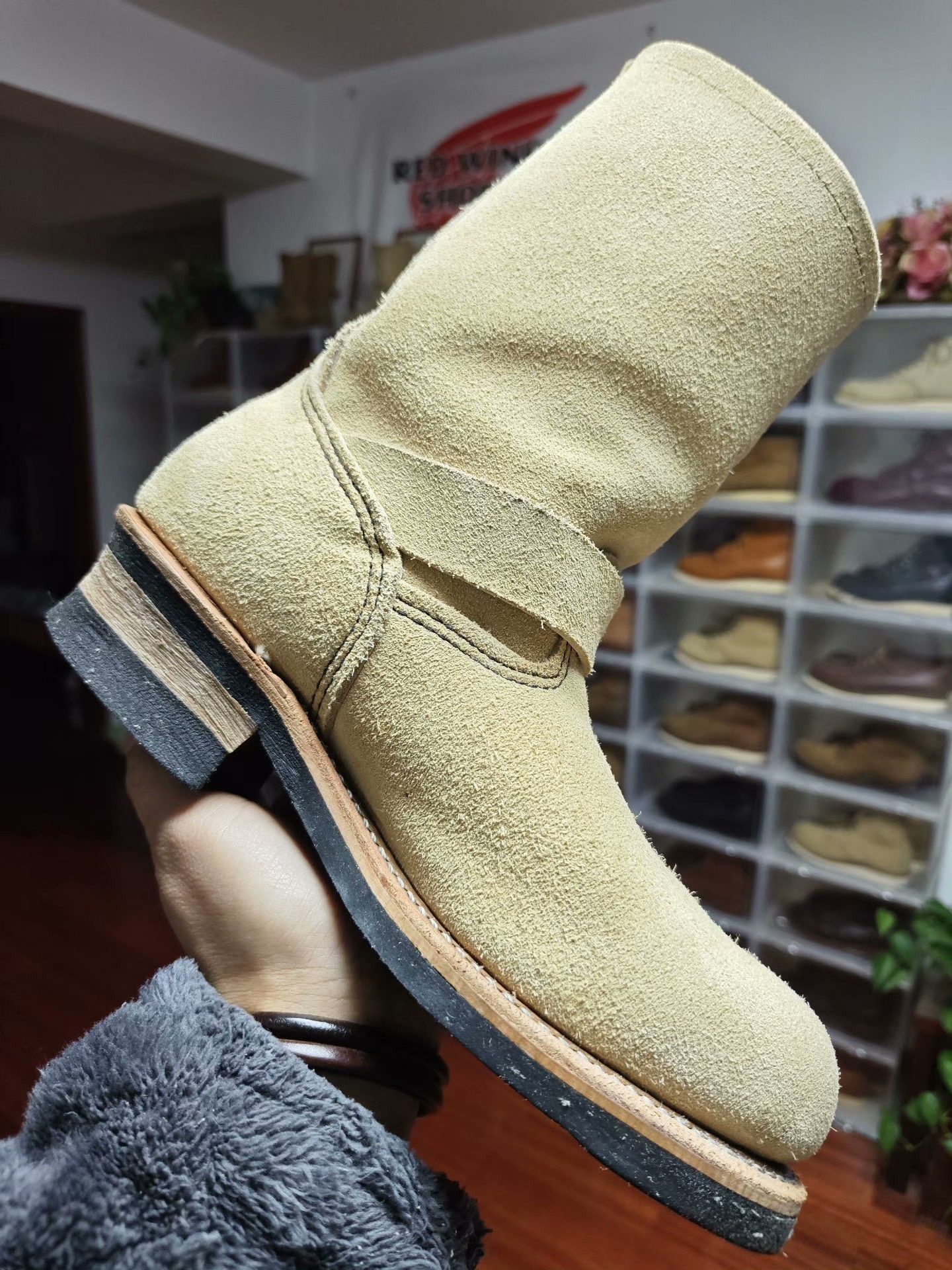 Red Wing Red Wing 8268 High Work Boot Size US 6 / EU 39 - 4 Thumbnail