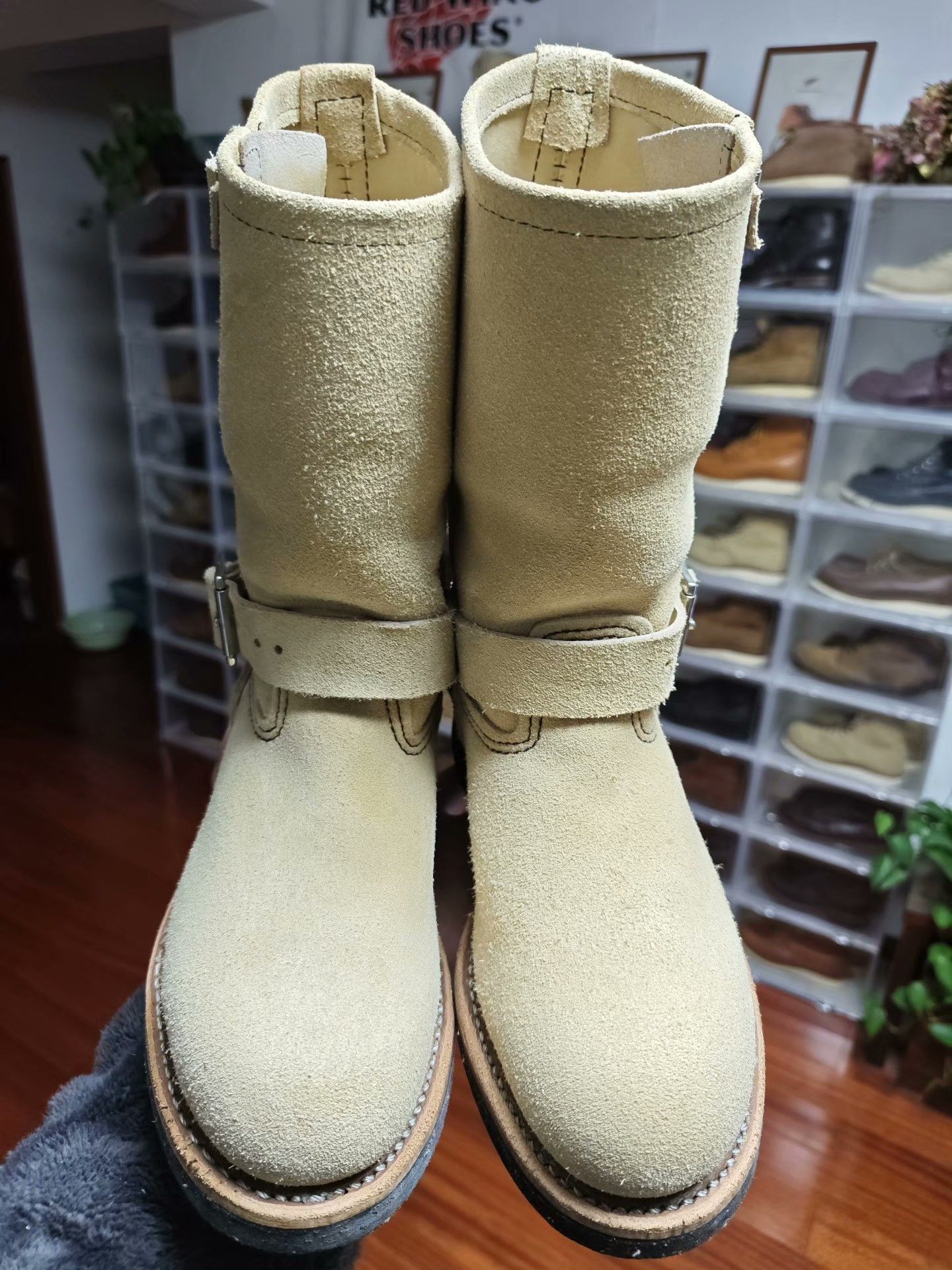 Red Wing Red Wing 8268 High Work Boot Size US 6 / EU 39 - 2 Thumbnail