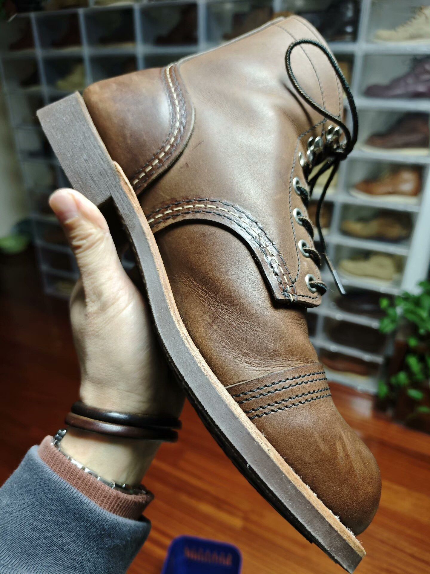 Red Wing Red Wing 8111 Brown Work Boot Size US 7.5 / EU 40-41 - 4 Thumbnail