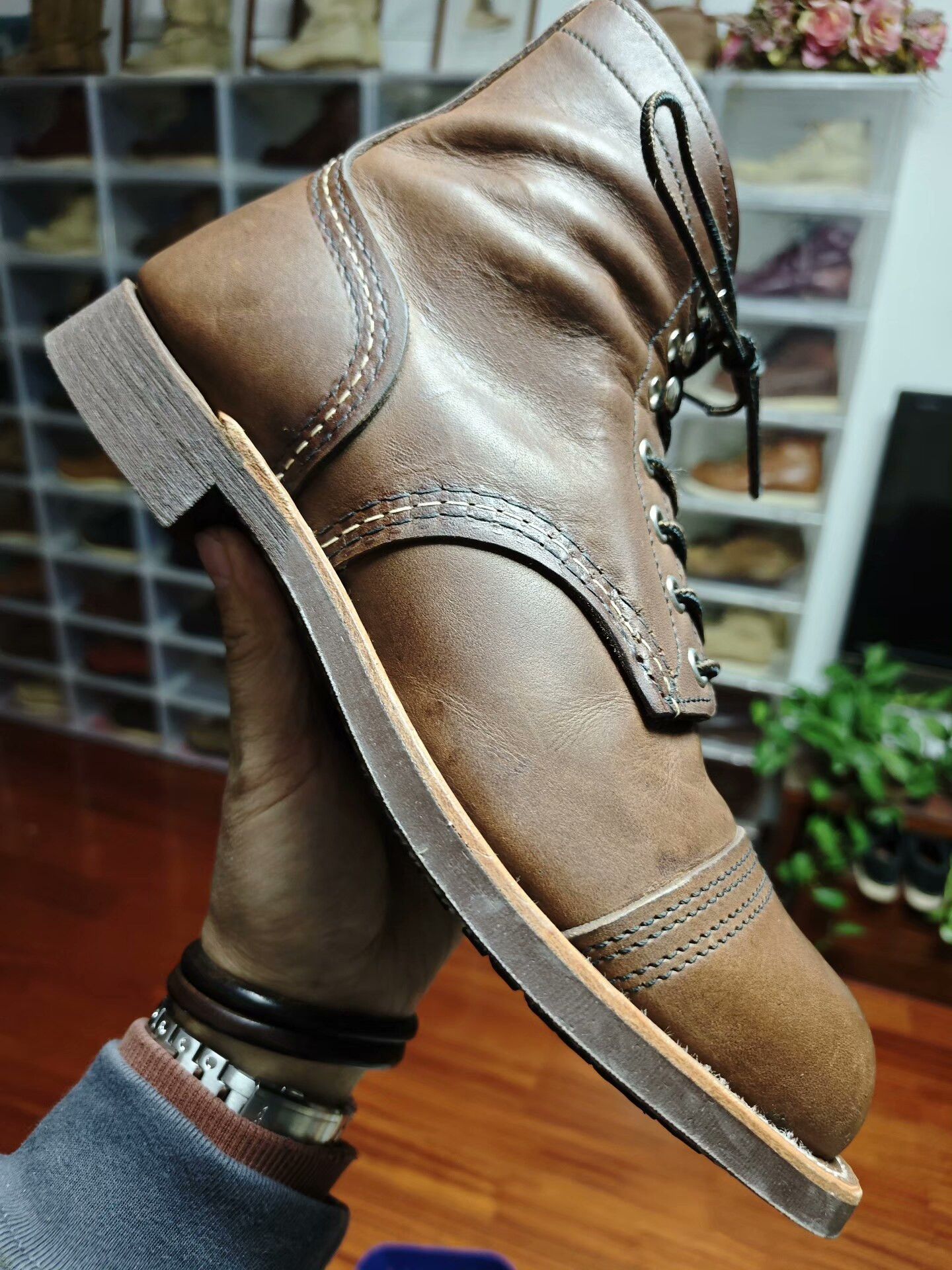 Red Wing Red Wing 8111 Brown Work Boot Size US 7.5 / EU 40-41 - 5 Thumbnail