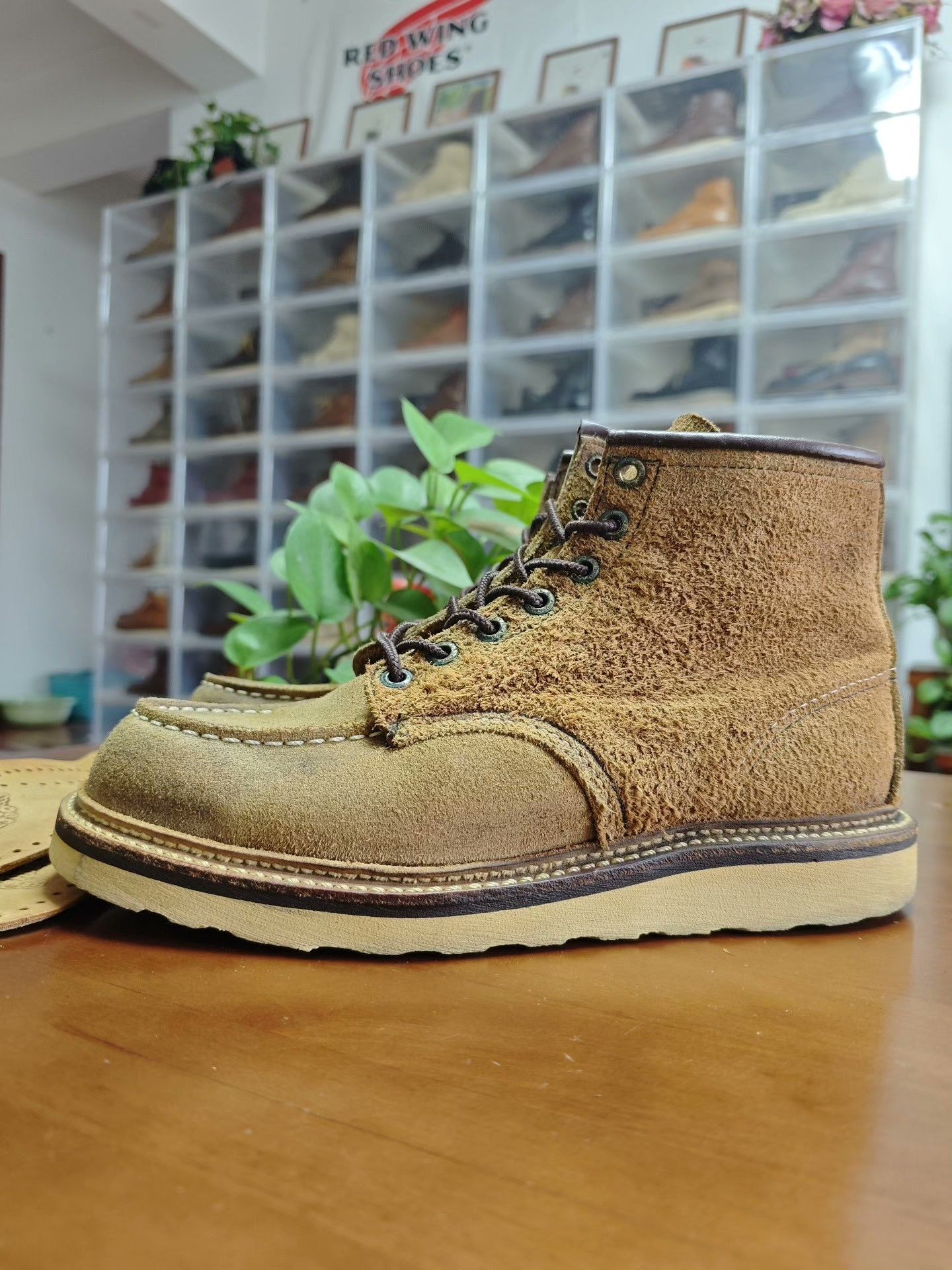 Red Wing Red Wing 1907 Suede Work Boot Size US 7.5 / EU 40-41 - 4 Thumbnail
