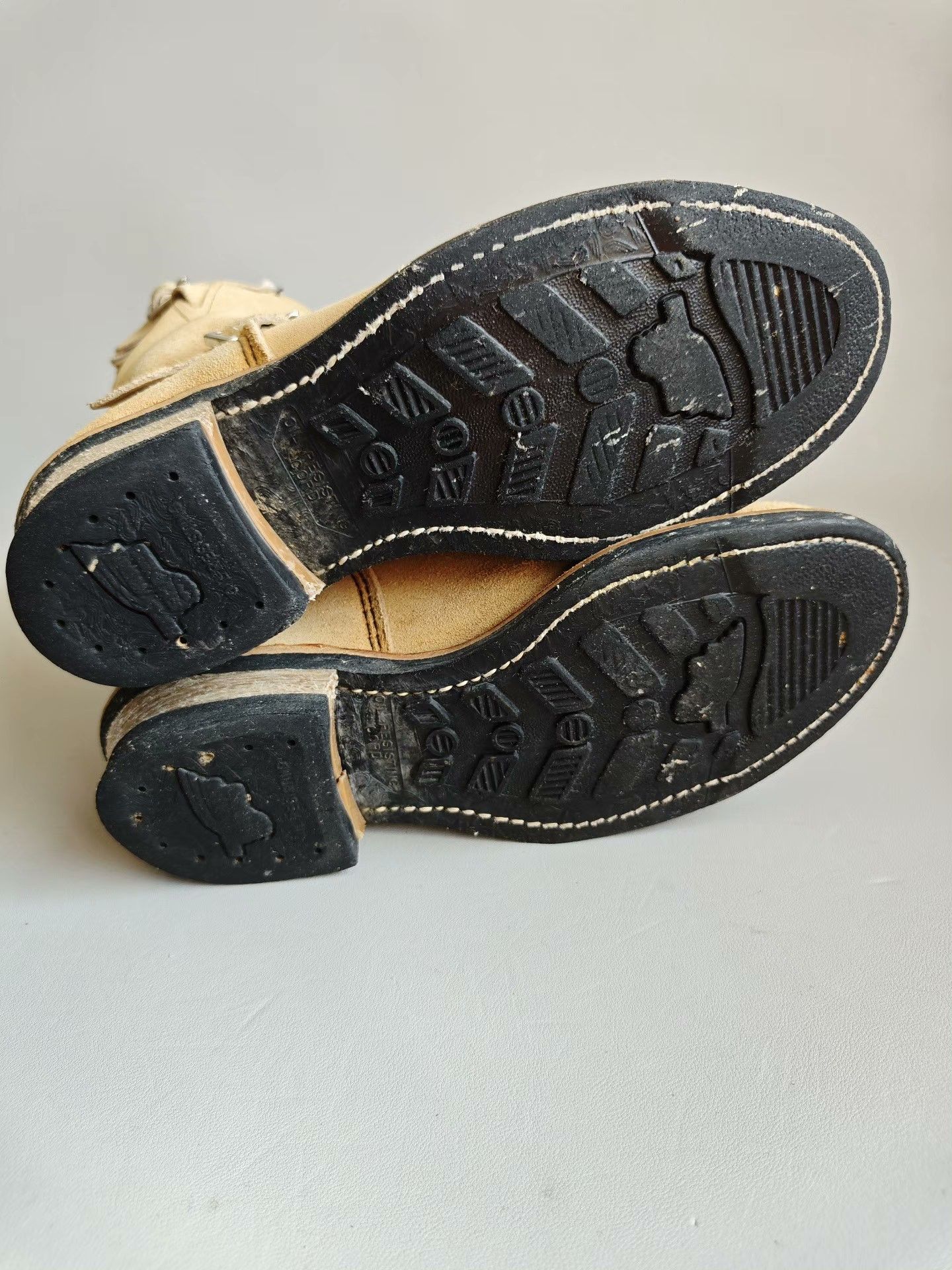 Red Wing Red Wing Engineer 8268 Size US 8 / EU 41 - 8 Thumbnail