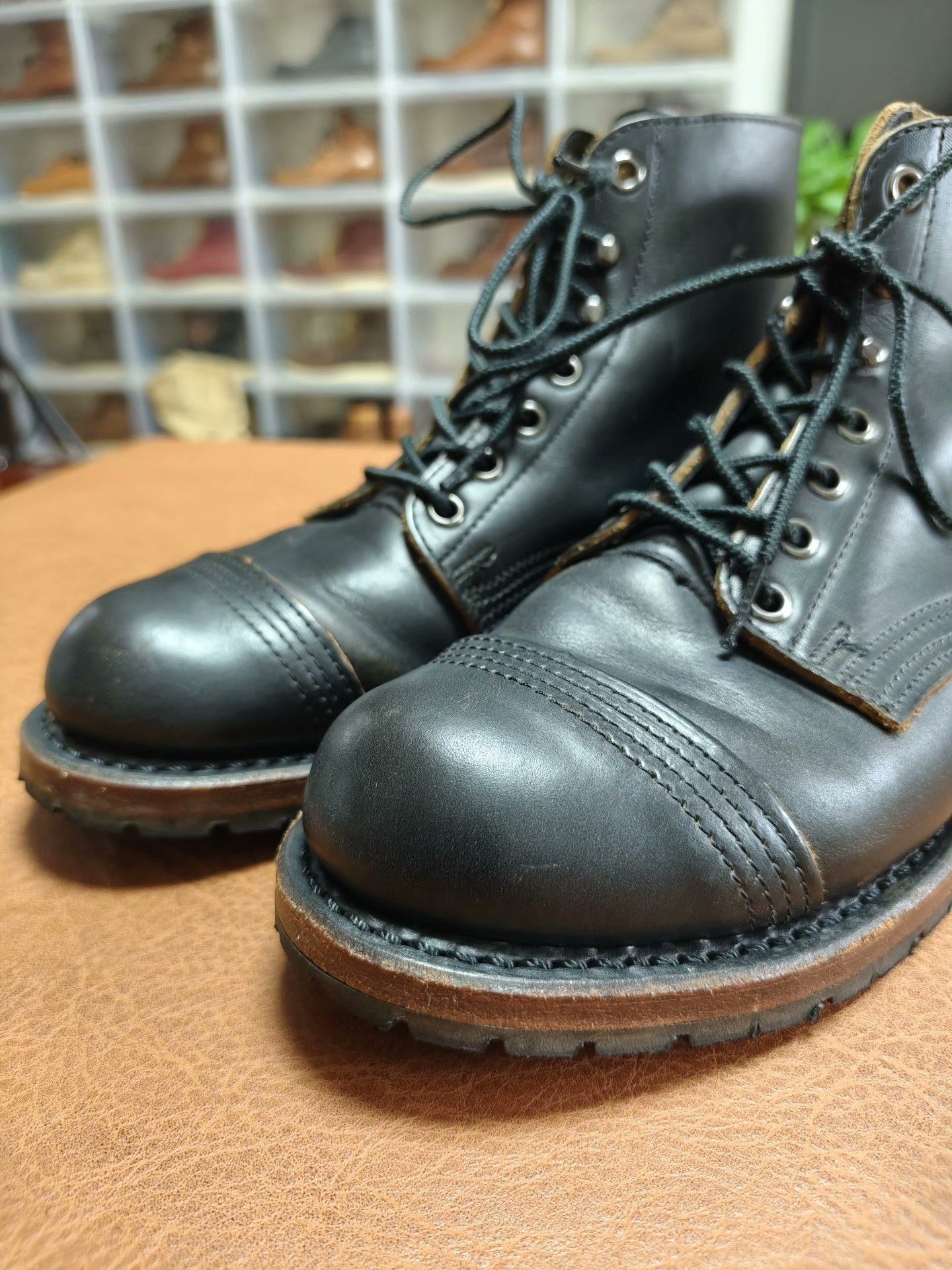 Thorogood Thorogood 7D Horween Leather Boots Size US 7 / EU 40 - 3 Thumbnail
