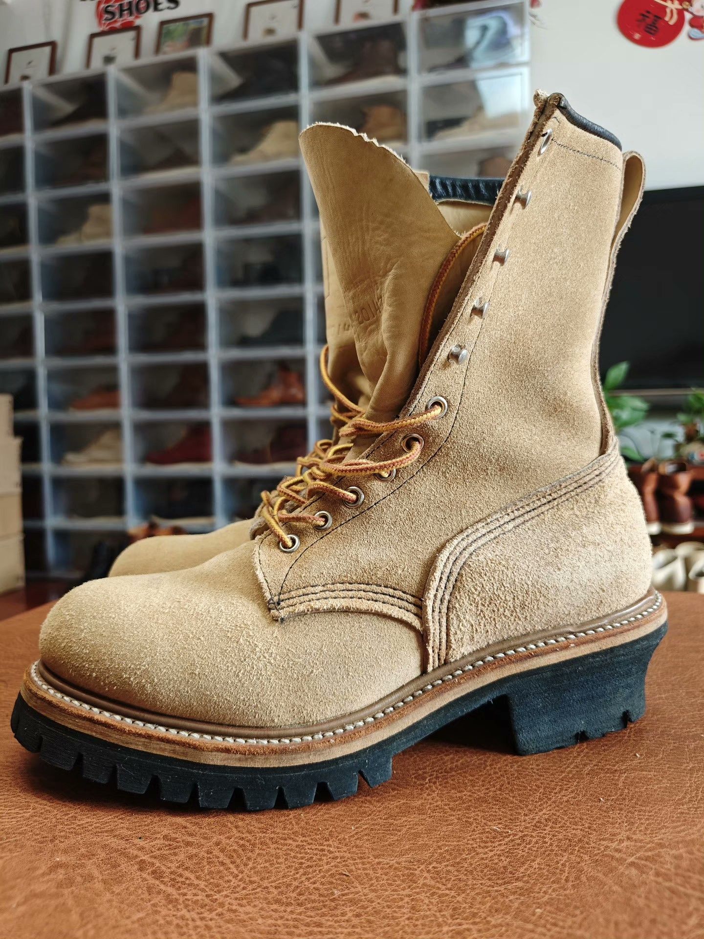 Red Wing Red Wing 8218 Work Boots Size US 8 / EU 41 - 4 Thumbnail
