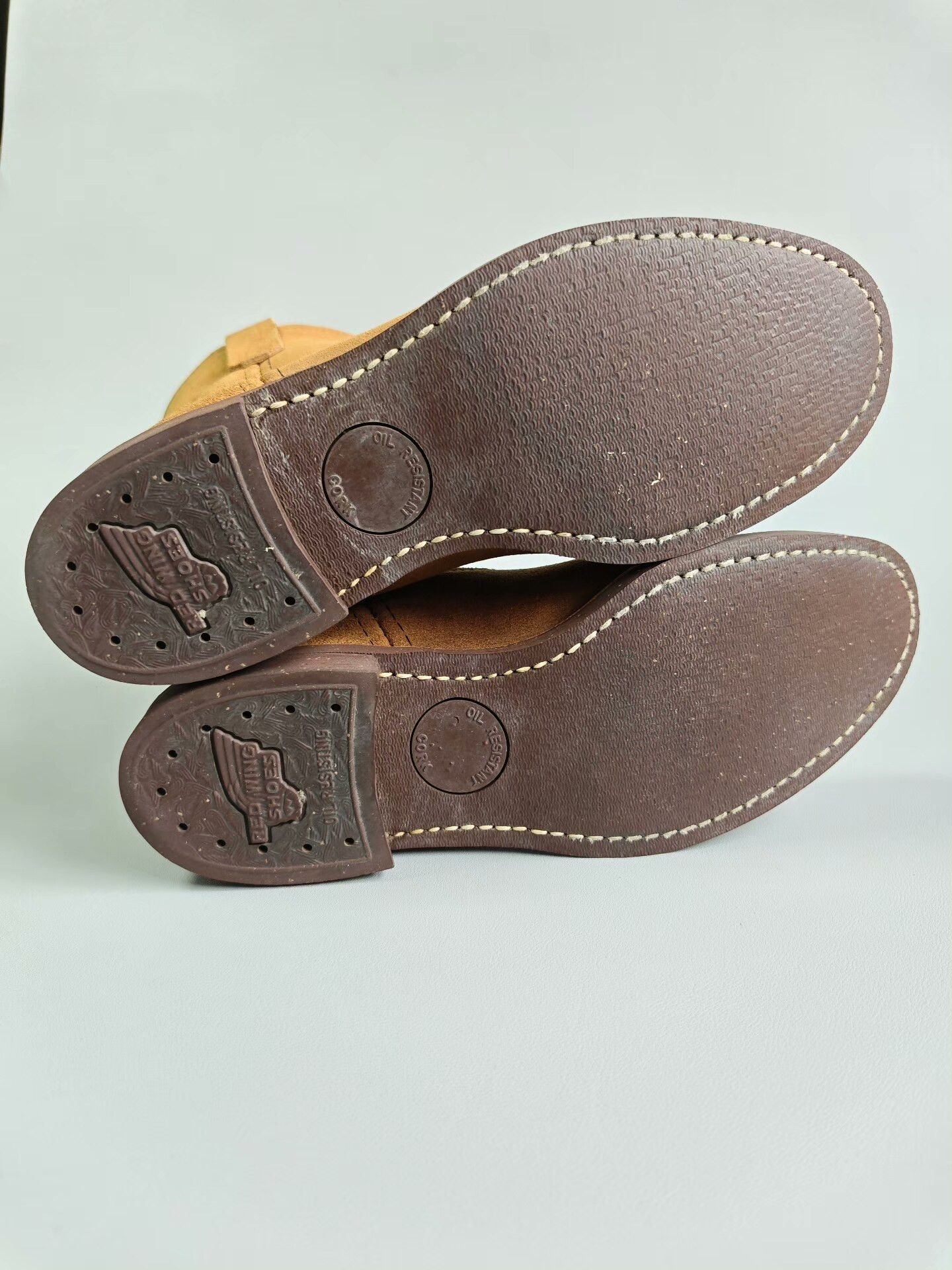 Red Wing Red Wing 8188 Work Boot Size US 7 / EU 40 - 7 Thumbnail