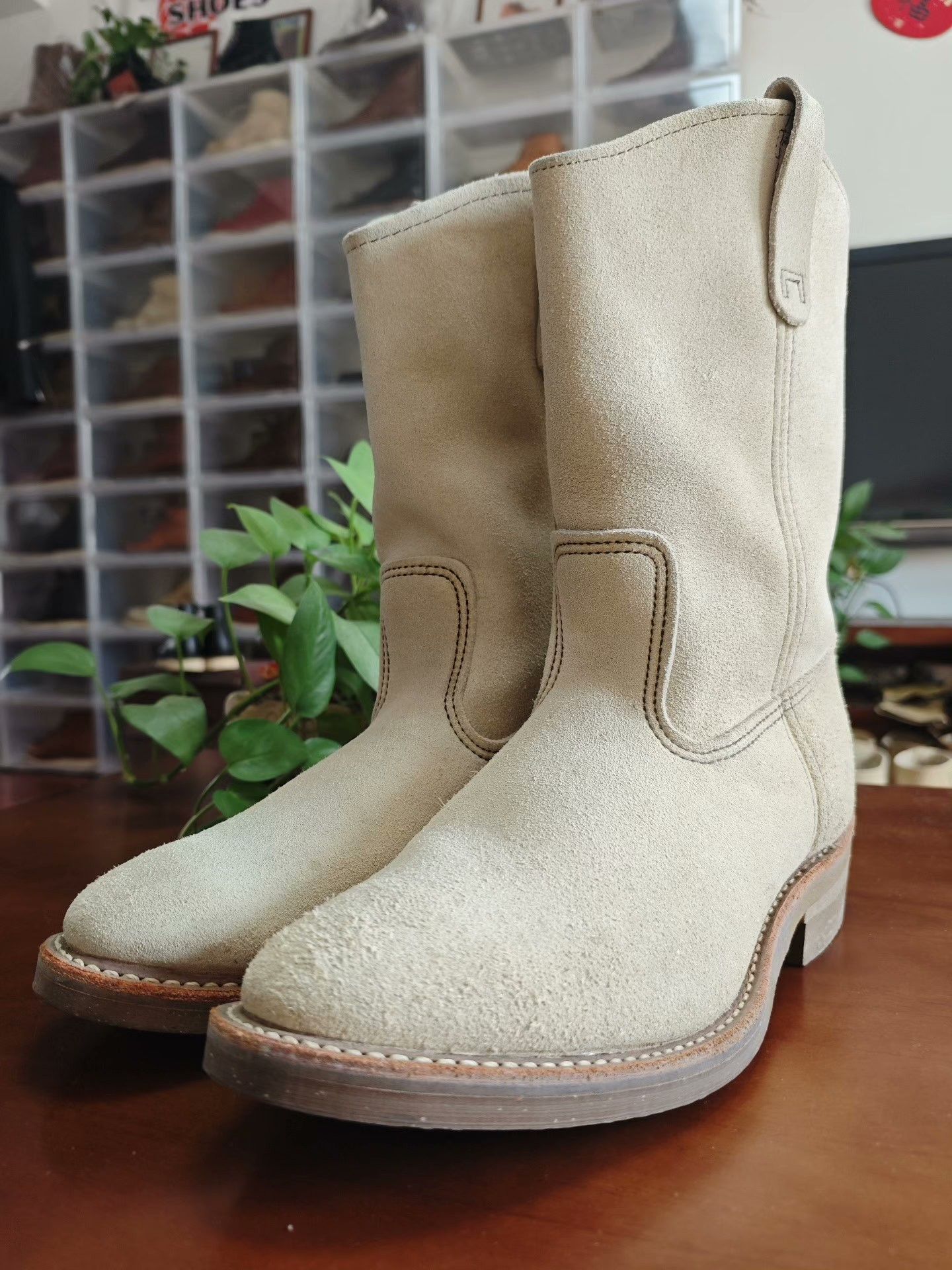 Red Wing Redwing 8156 Western Work Boots Size US 9.5 / EU 42-43 - 2 Thumbnail