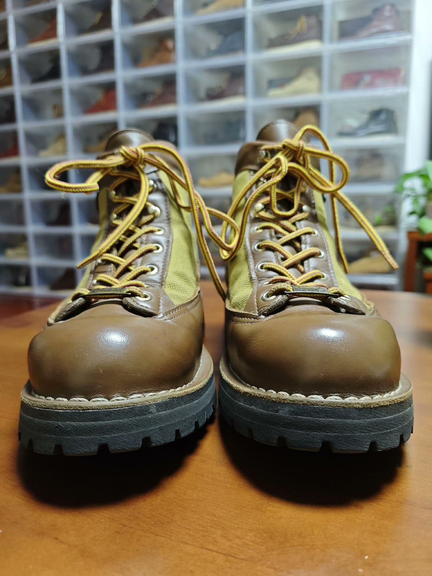 Danner Danner 30440 Men's Hiking Boots Size US 9 / EU 42 - 2 Thumbnail