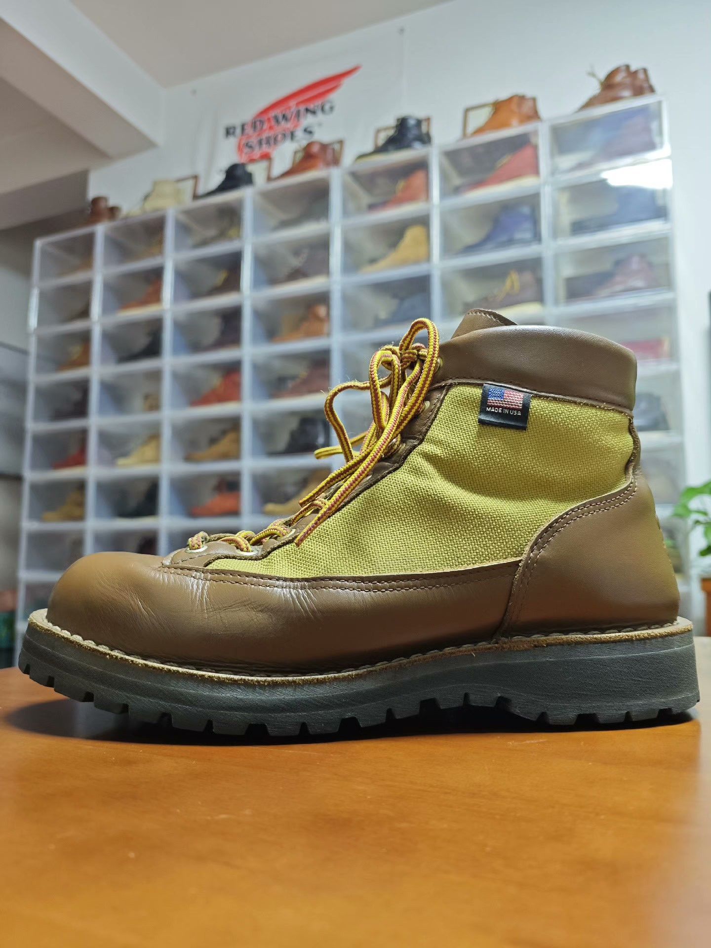 Danner Danner 30440 Men's Hiking Boots Size US 9 / EU 42 - 4 Thumbnail