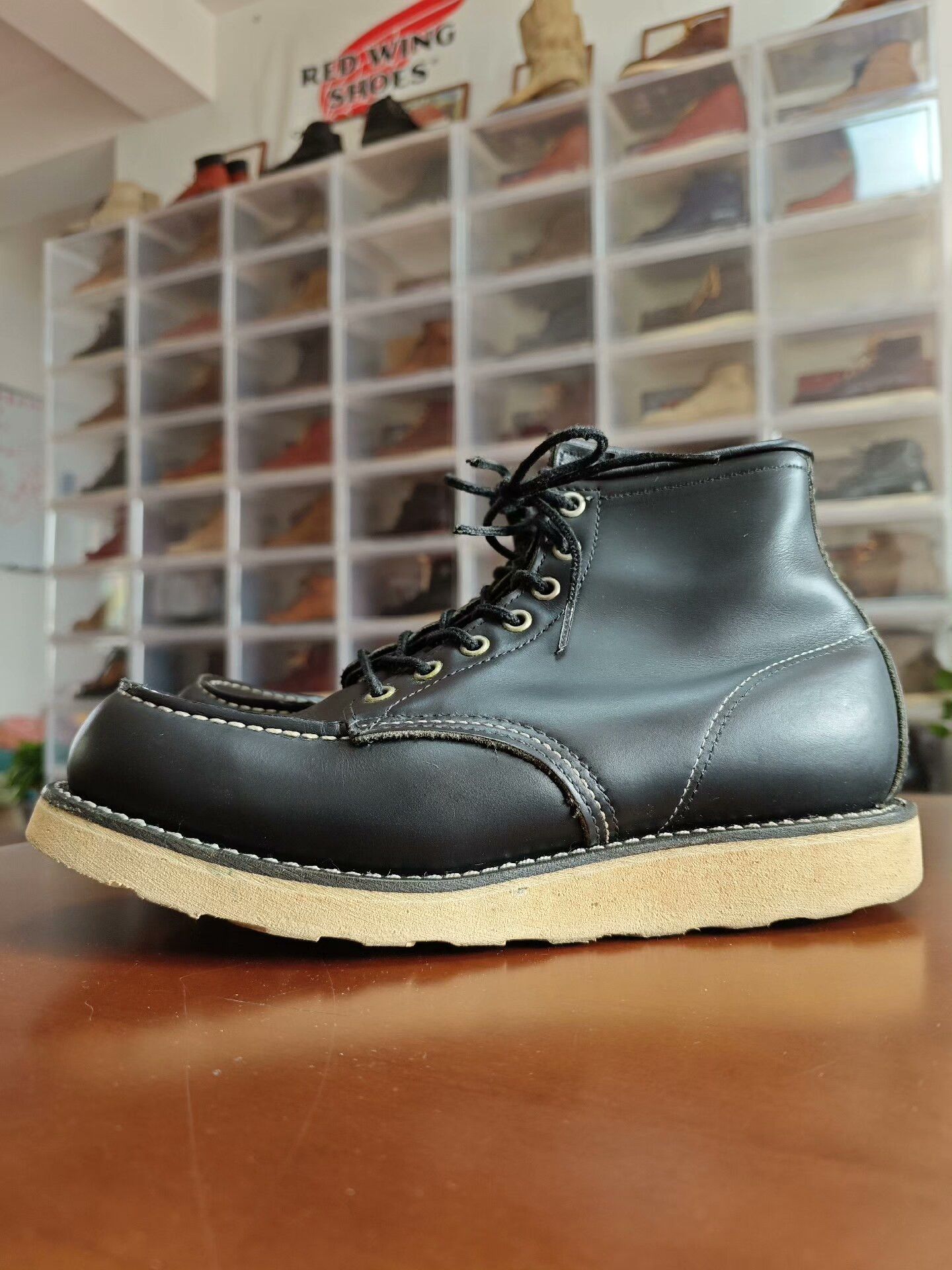 Red Wing Red Wing 8130 Work Boots Size US 8 / EU 41 - 4 Thumbnail