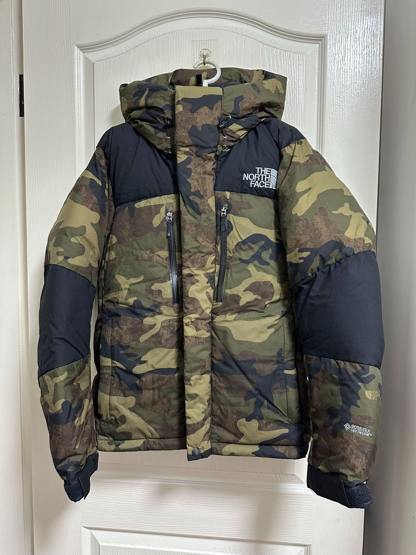 The North Face THE NORTH FACE Camouflage Down Jacket Size US M / EU 48-50 / 2 - 3 Thumbnail