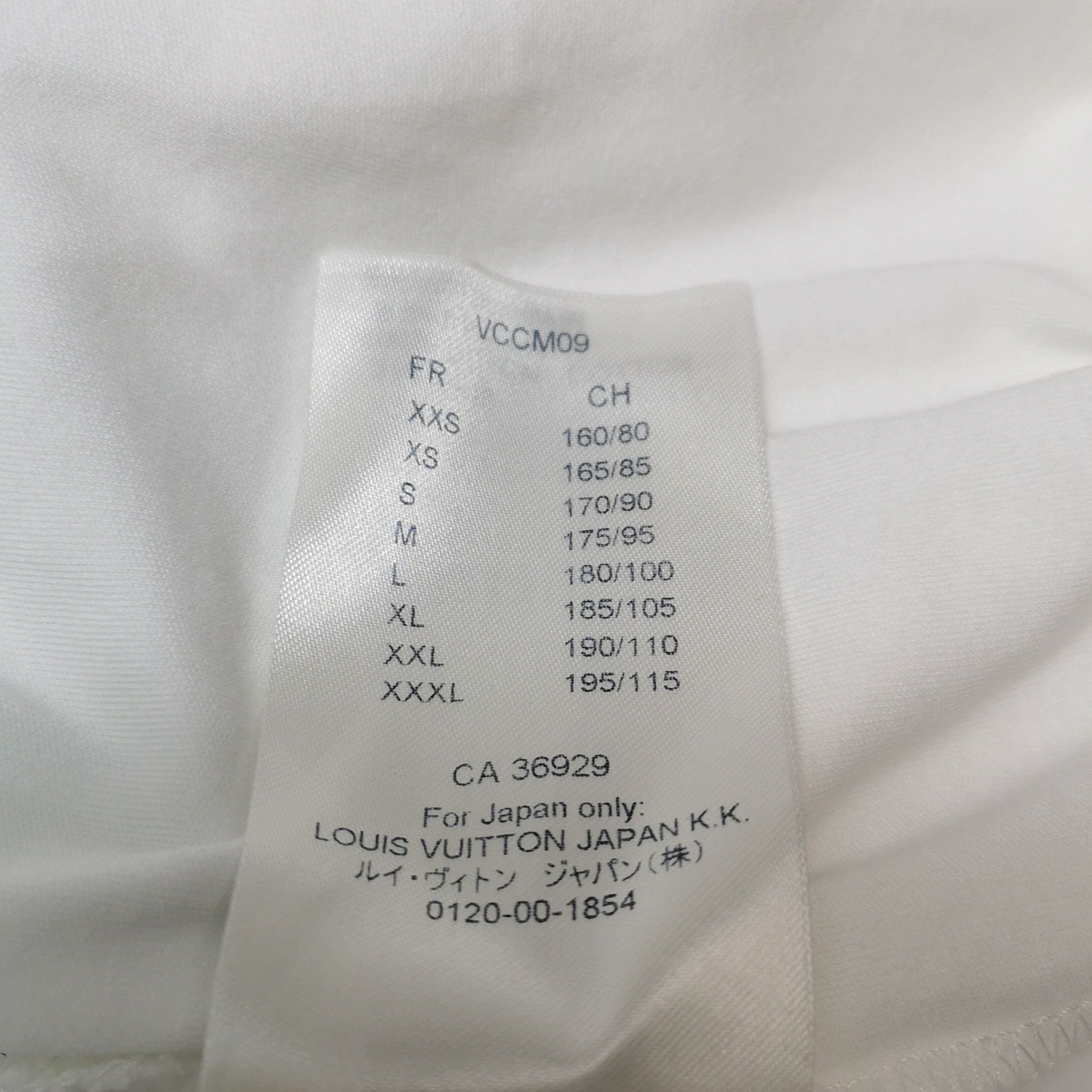 Louis Vuitton Louis Vuitton S Size Solid Cotton T-Shirt Size US S / EU 44-46 / 1 - 11 Thumbnail