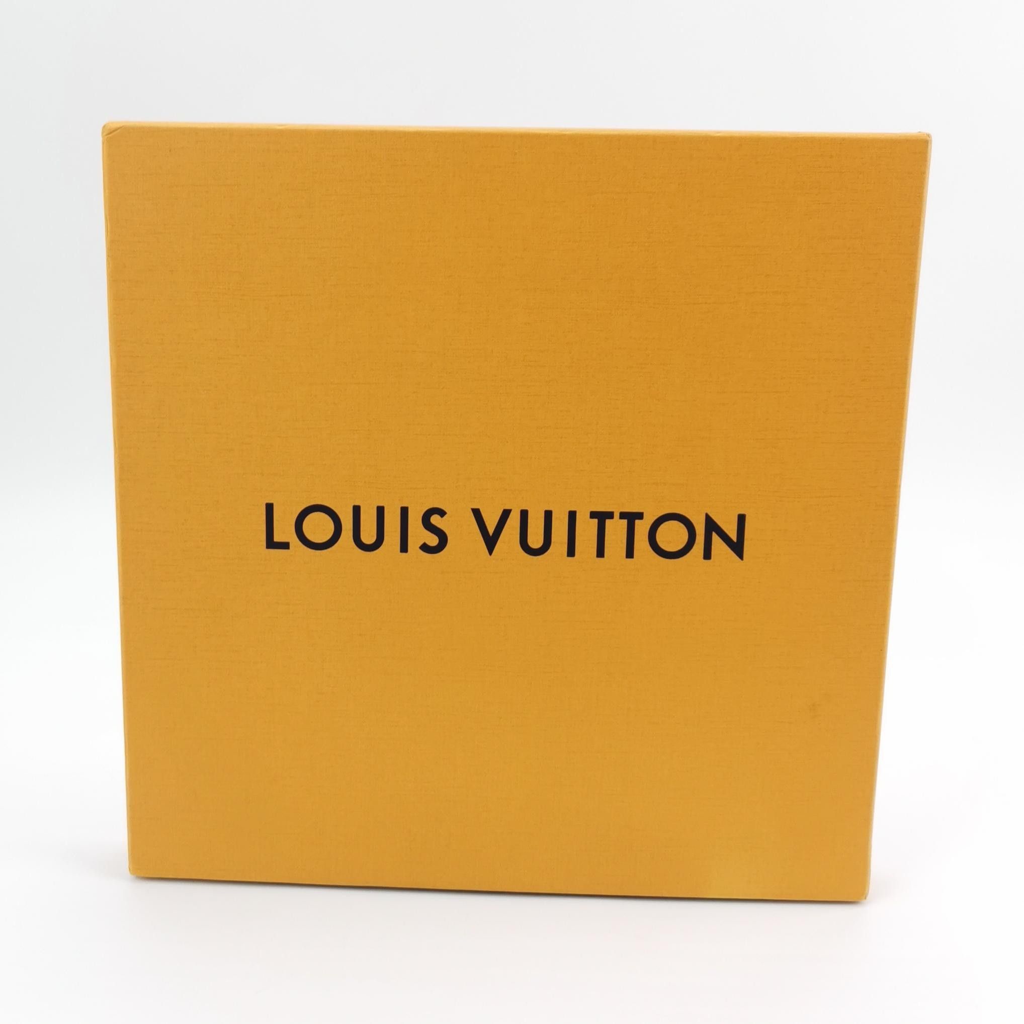 Louis Vuitton Louis Vuitton Solid Logo Crew Neck T-Shirt L Size US L / EU 52-54 / 3 - 8 Thumbnail