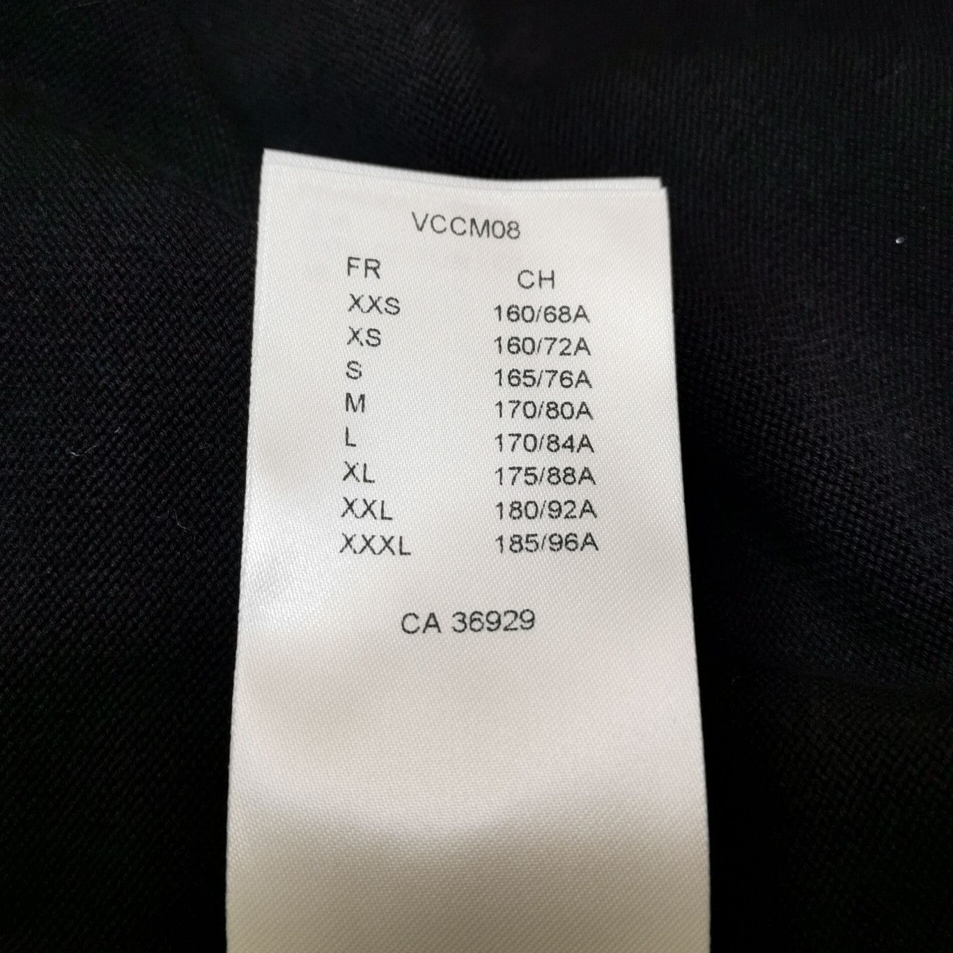 Louis Vuitton Louis Vuitton Solid Logo Crew Neck T-Shirt L Size US L / EU 52-54 / 3 - 13 Thumbnail