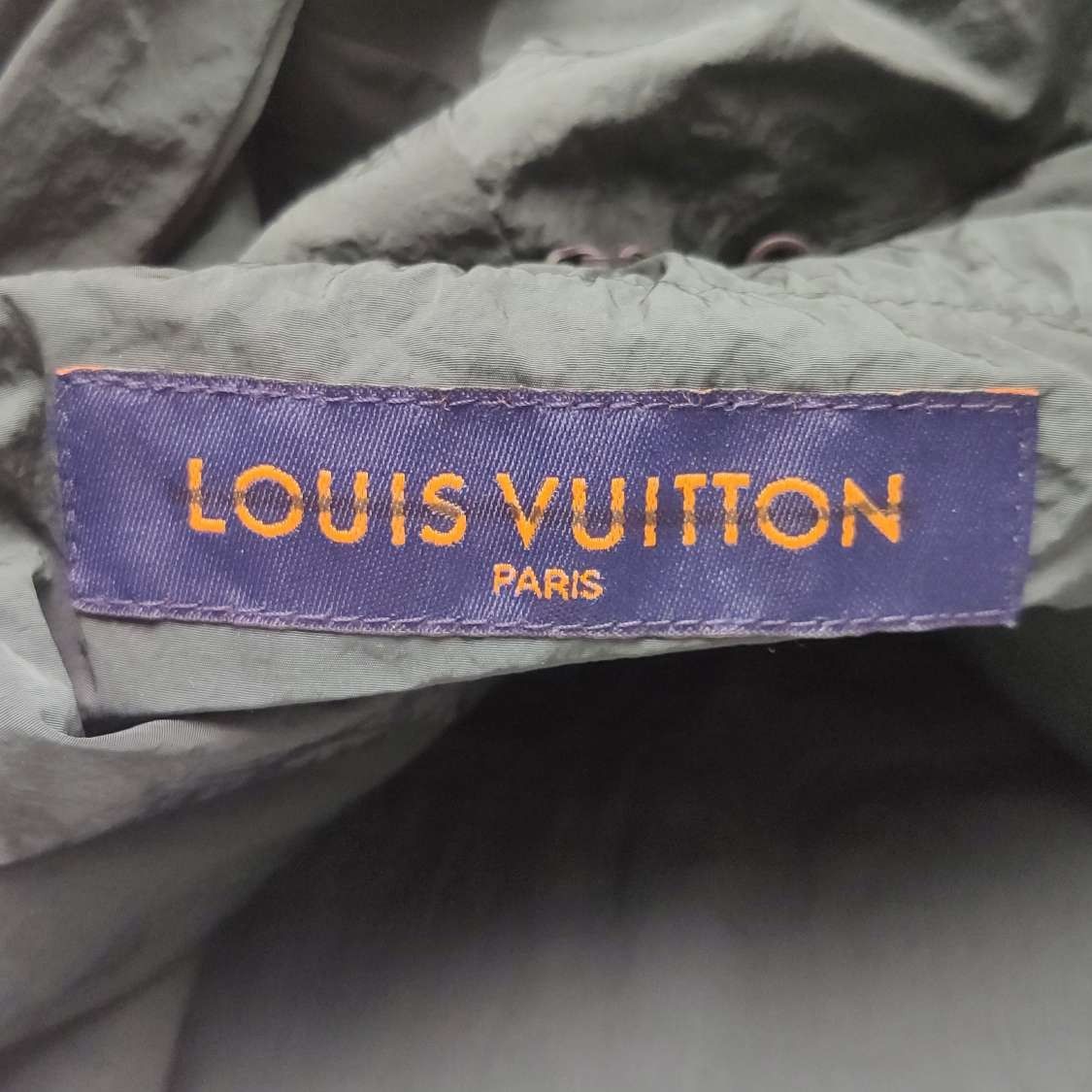 Louis Vuitton Louis Vuitton Color-Block Logo Hooded Jacket S Size US XL / EU 56 / 4 - 9 Thumbnail