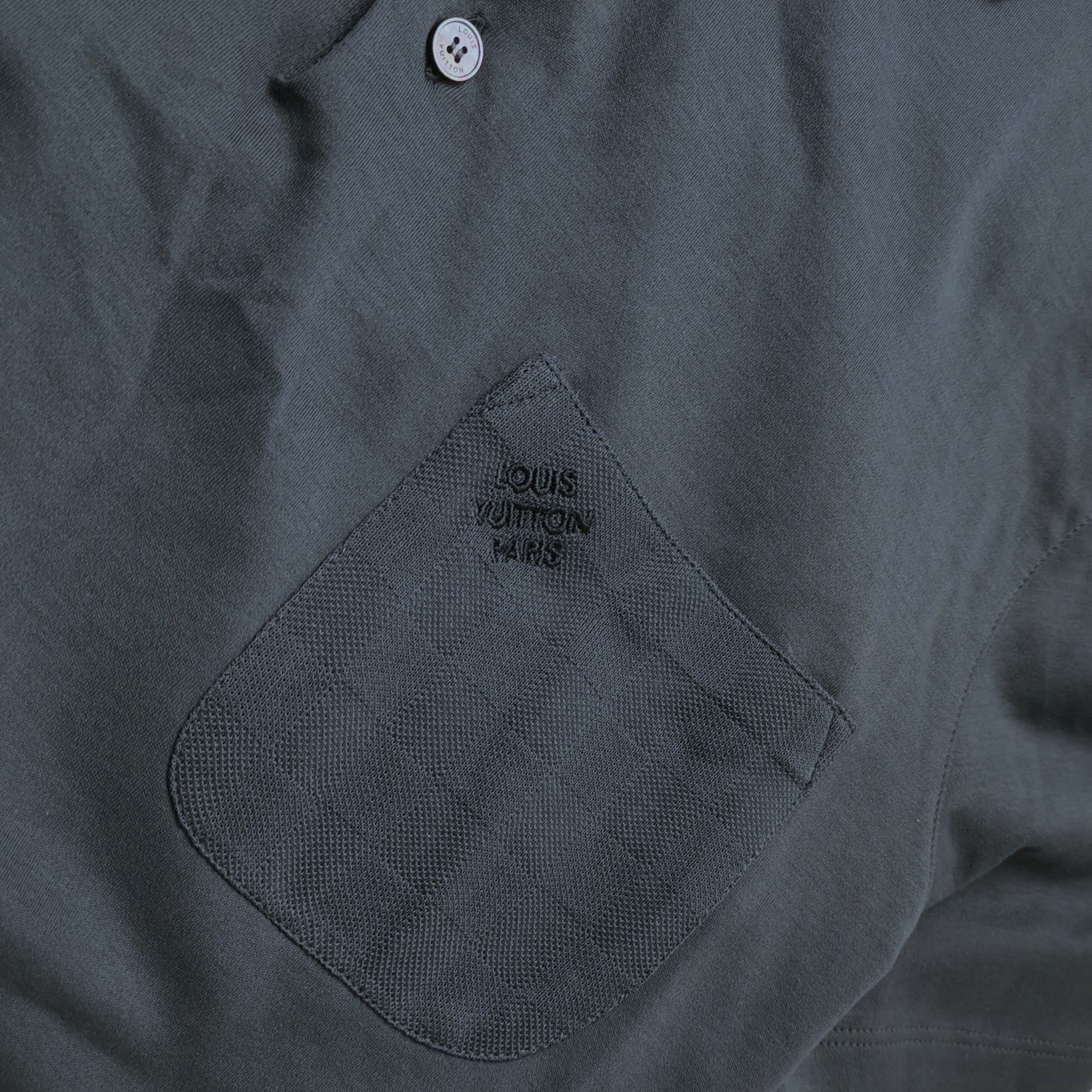 Louis Vuitton Louis Vuitton S Cotton Solid Collar Polo Shirt Size US S / EU 44-46 / 1 - 5 Thumbnail