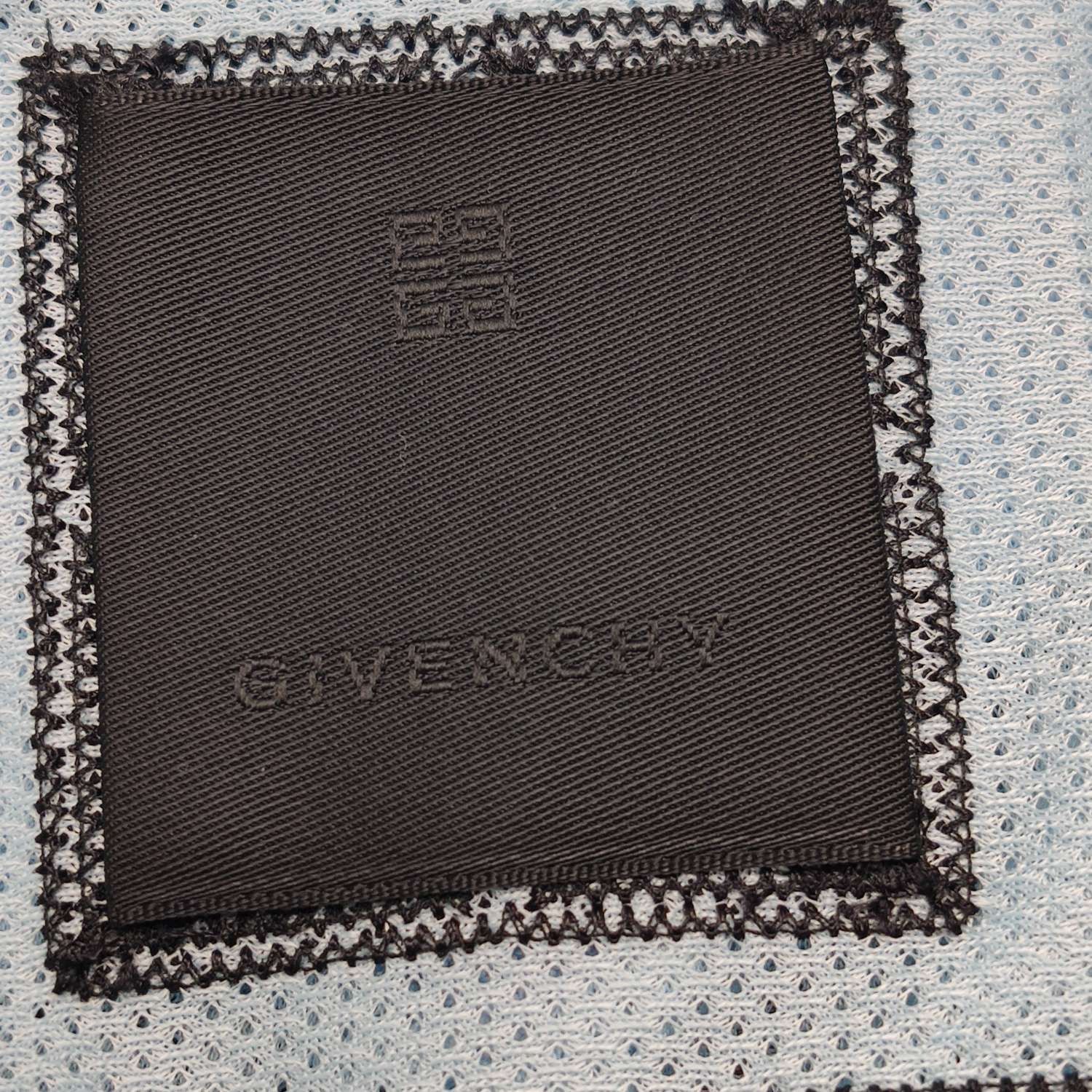 Givenchy Givenchy V-Neck Logo '19' Vest M Size US M / EU 48-50 / 2 - 12 Thumbnail