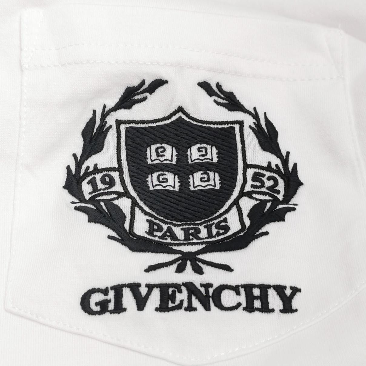 Givenchy Givenchy S Size Cotton Logo Crewneck T-Shirt Size US S / EU 44-46 / 1 - 22 Thumbnail
