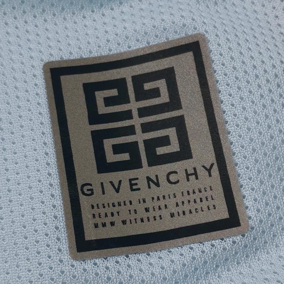 Givenchy Givenchy V-Neck Logo Vest S Size US S / EU 44-46 / 1 - 6 Thumbnail