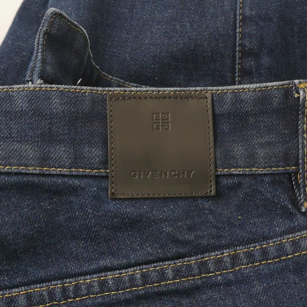 Givenchy Dark Blue High-Waisted Denim Jeans Size US 35 - 5 Thumbnail