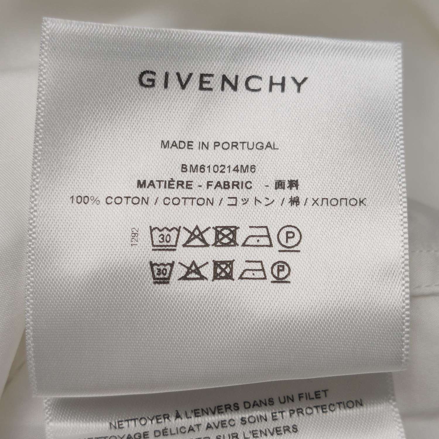 Givenchy Givenchy Cotton Solid Single - Breasted Spread Collar Shirt S/37 Size US S / EU 44-46 / 1 - 15 Thumbnail