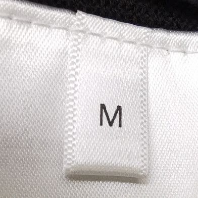 Givenchy Givenchy M Wool Solid Crewneck Sweater Size US M / EU 48-50 / 2 - 12 Thumbnail
