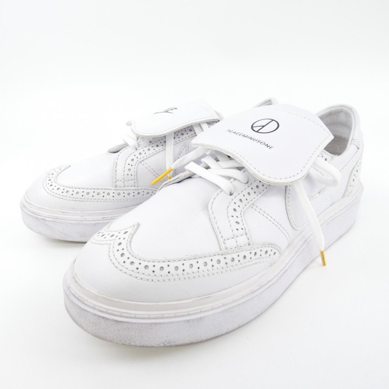 Other Other Nike Sneakers Plastic / Synthetic Shoes DH2482-100 DUTY FREE for USA Size ONE SIZE - 7 Thumbnail