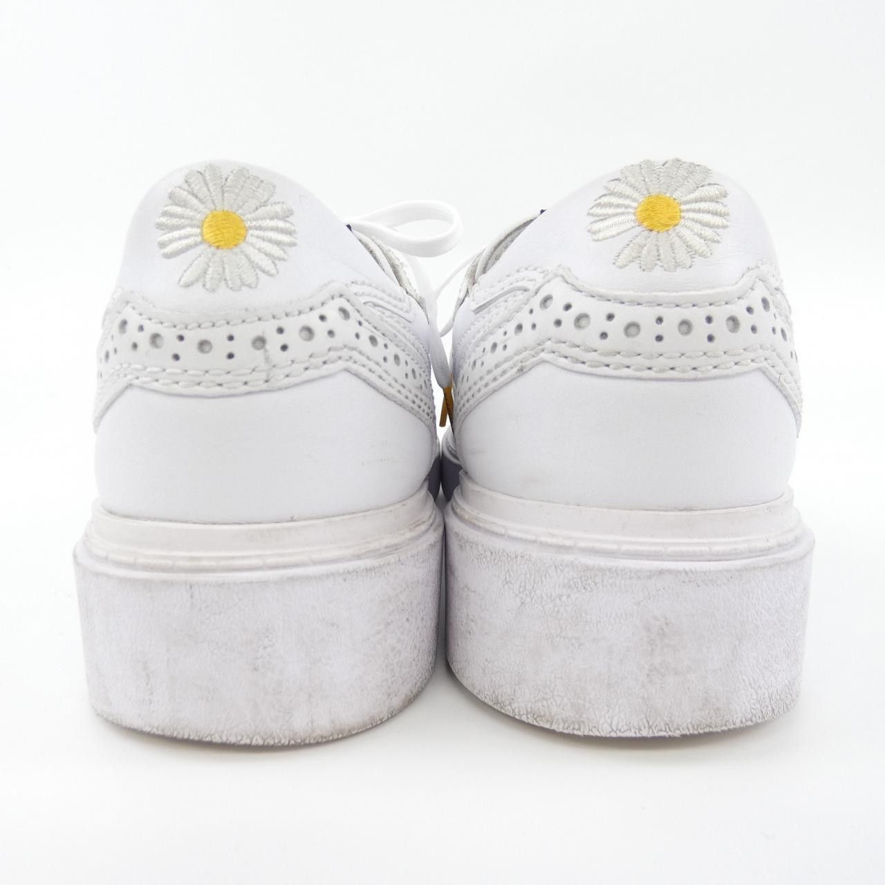 Other Other Nike Sneakers Plastic / Synthetic Shoes DH2482-100 DUTY FREE for USA Size ONE SIZE - 5 Thumbnail