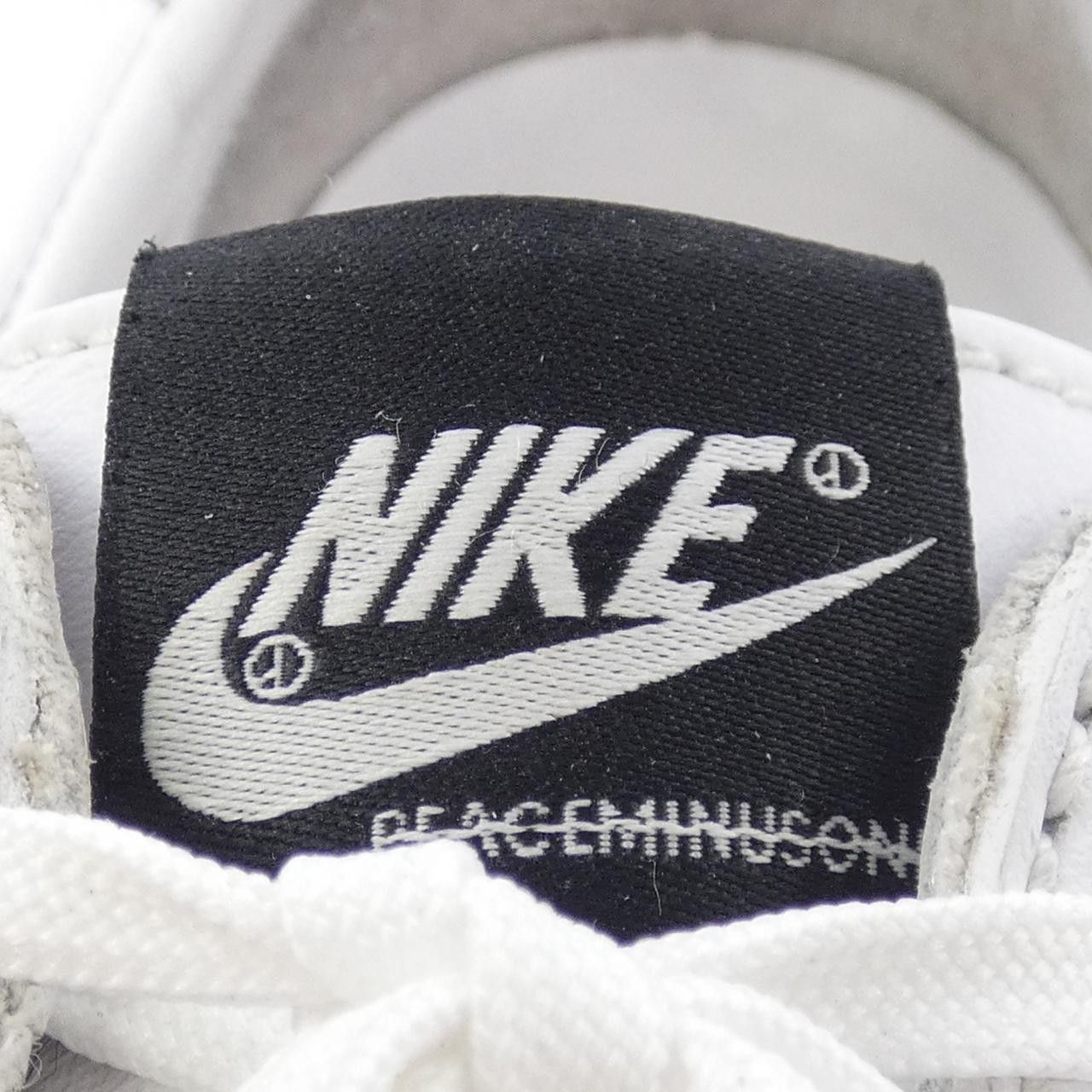 Other Other Nike Sneakers Plastic / Synthetic Shoes DH2482-100 DUTY FREE for USA Size ONE SIZE - 6 Thumbnail