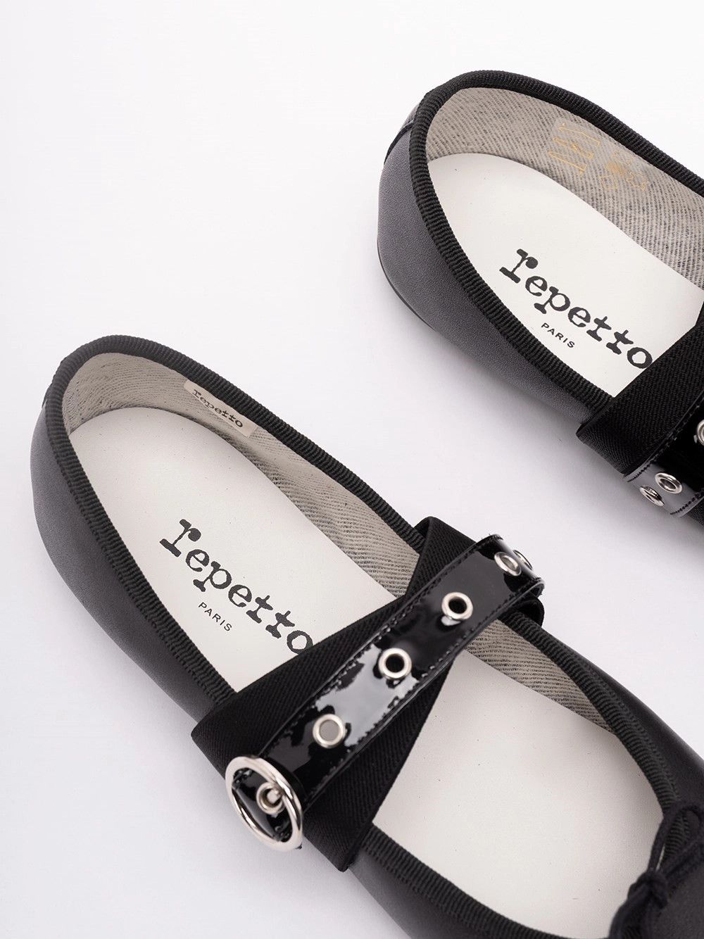 `Ballet Twist` Ballerinas