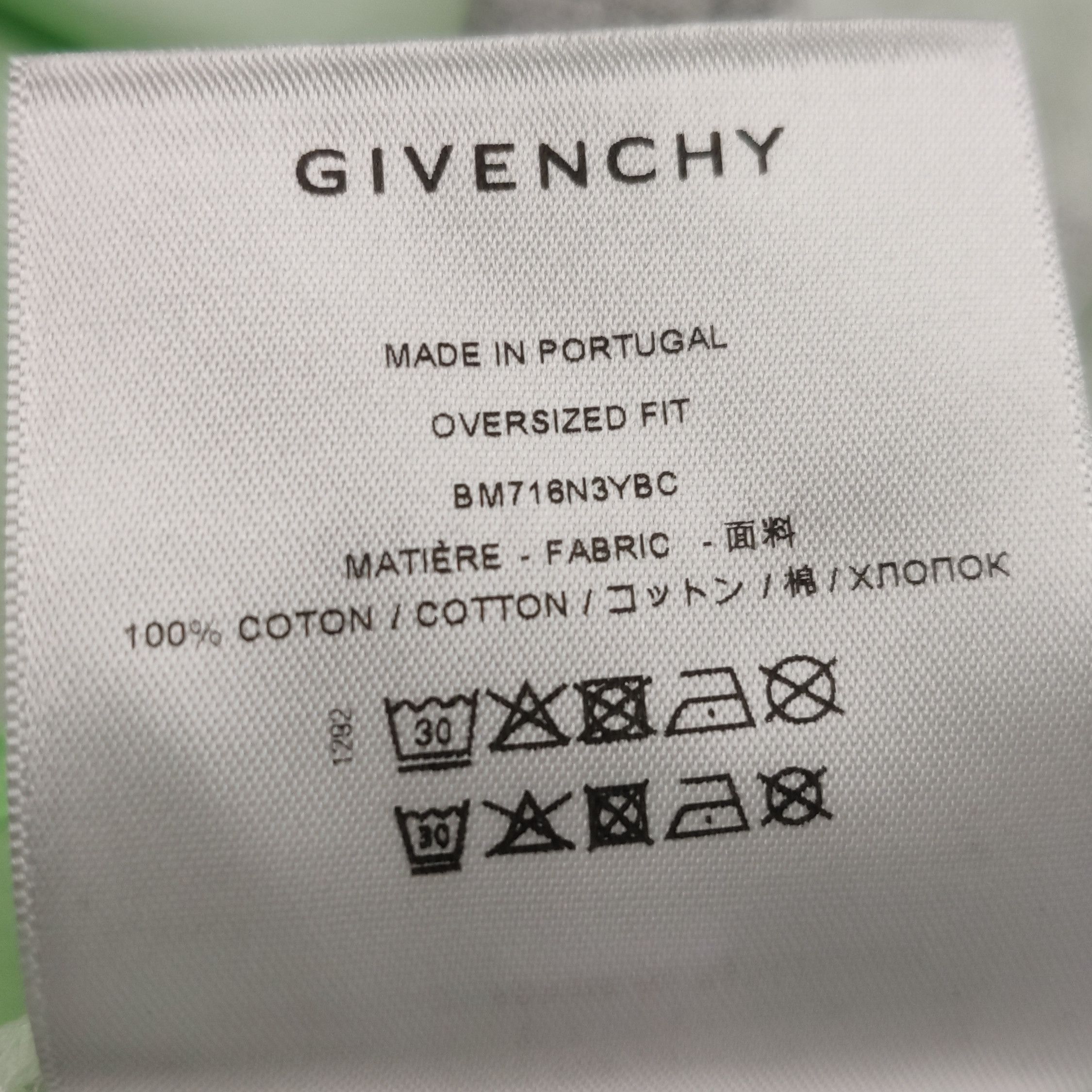 Givenchy XS Red Dragon Graphic Crew Neck T-Shirt