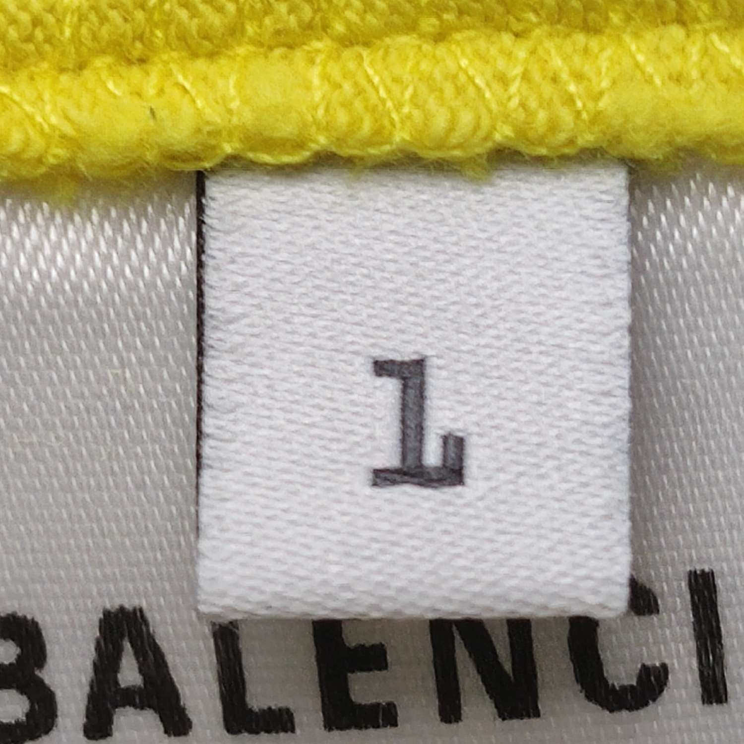 Balenciaga Balenciaga Darkwave Yellow Graphic Print T-Shirt XS Size US XS / EU 42 / 0 - 12 Thumbnail