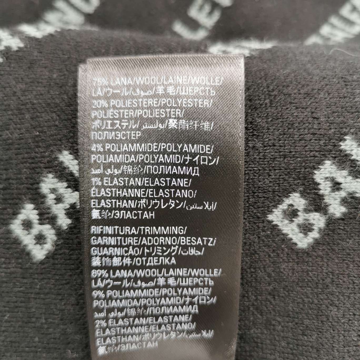Balenciaga Balenciaga Checkered Contrast Zip Puffer Jacket L Size US L / EU 52-54 / 3 - 11 Thumbnail