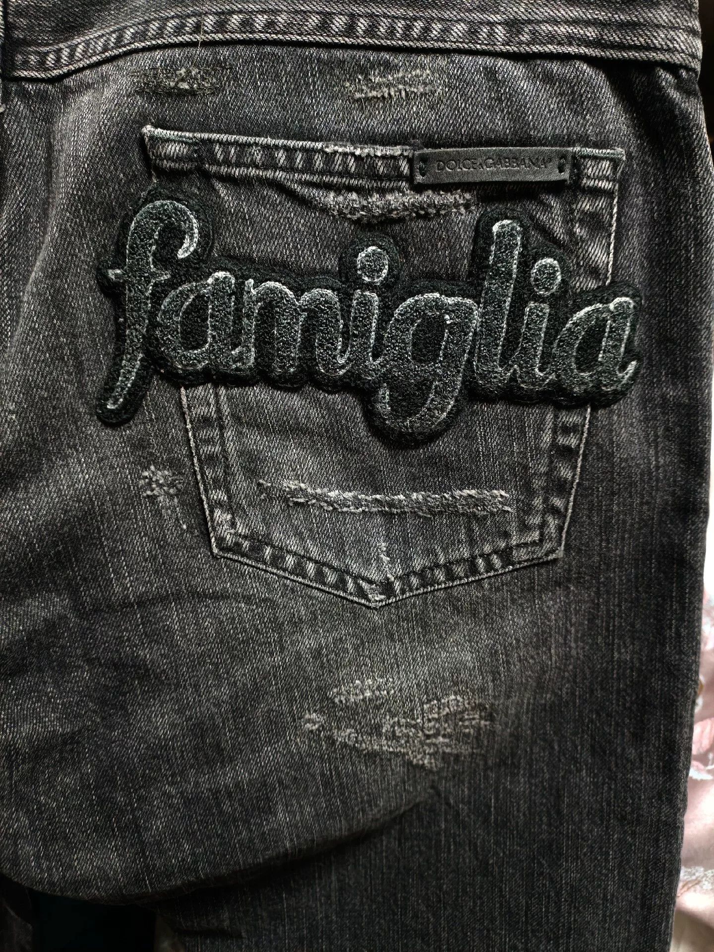 Dolce & Gabbana Dolce & Gabbana Mafia Embroidered Distressed Jeans Size US 34 / EU 50 - 7 Thumbnail