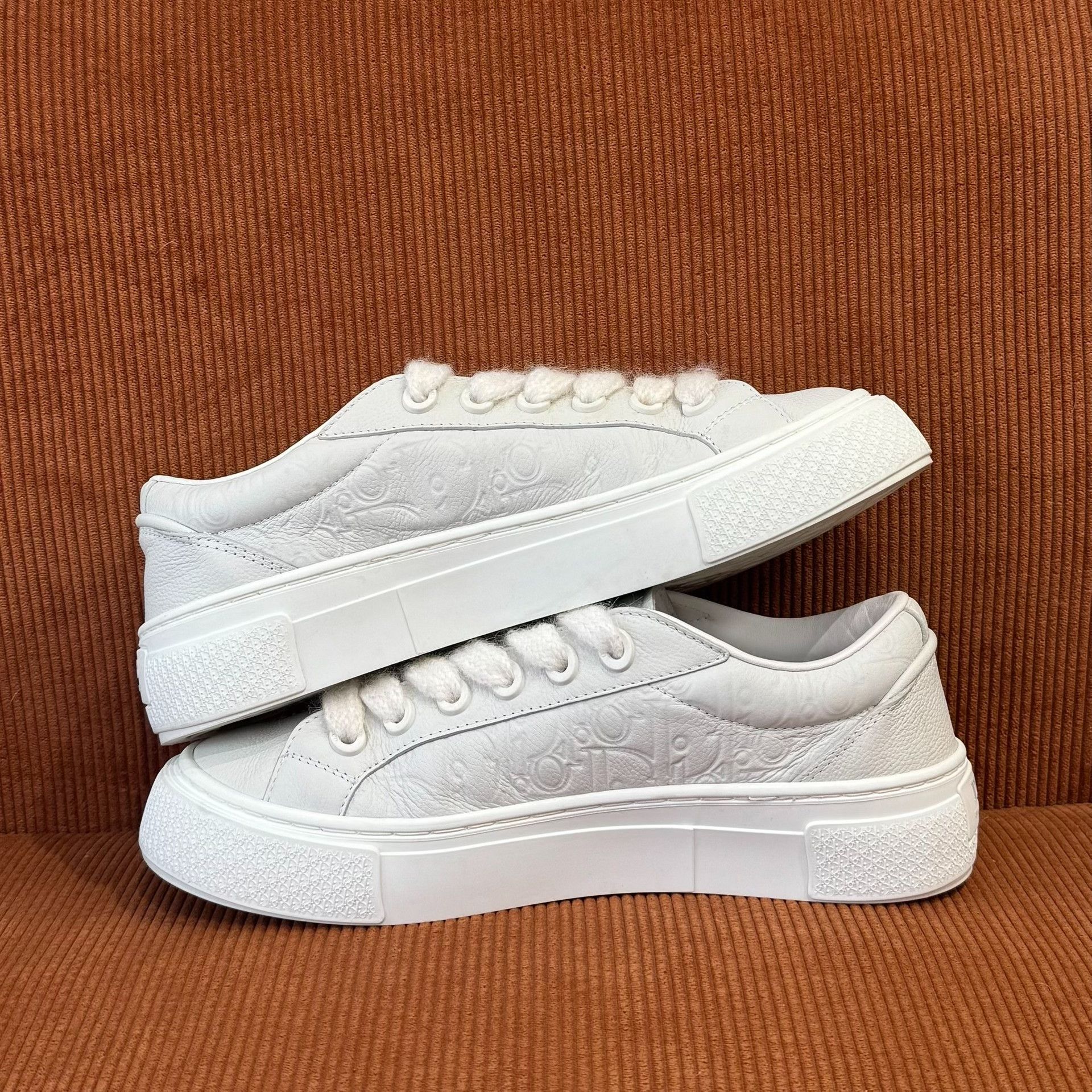 Dior Dior B33 Leather Monogram White Sneakers Size US 8 / EU 41 - 2 Thumbnail