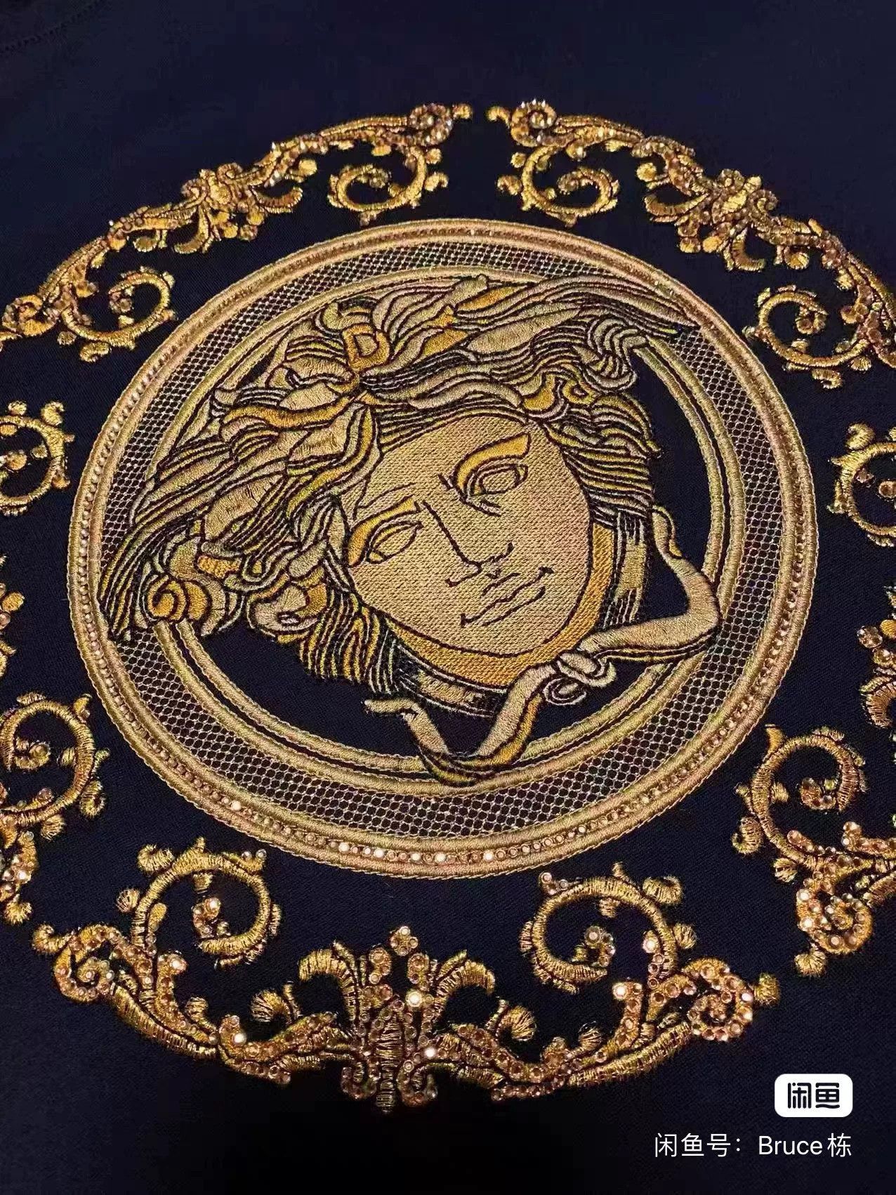 Versace Versace Men's Short Sleeve Medusa Logo T-shirt Size US XS / EU 42 / 0 - 5 Thumbnail