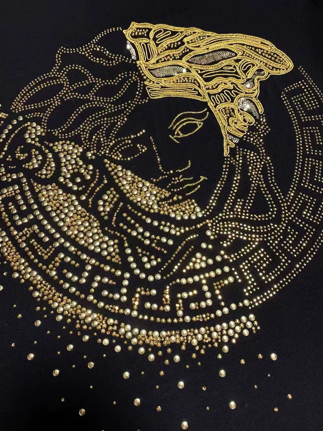 Versace Versace Women's Short-Sleeve T-Shirt Size S / US 4 / IT 40 - 5 Thumbnail