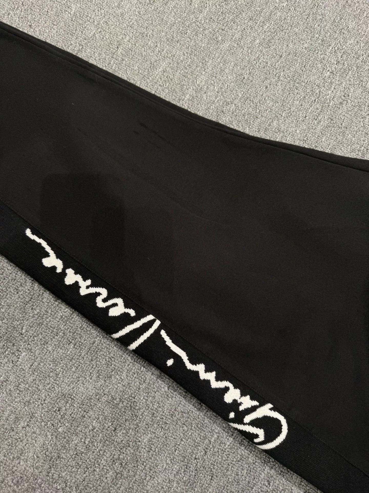 Versace Versace Casual Pants New Size US 28 / EU 44 - 6 Thumbnail