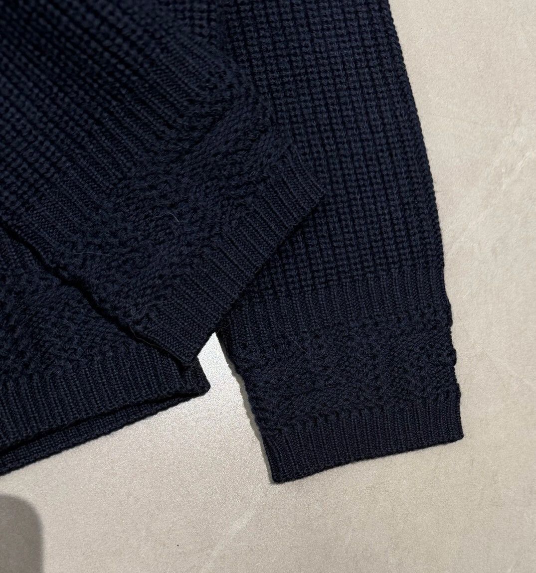 Versace Versace Pure Wool Men's Sweater Size US M / EU 48-50 / 2 - 3 Thumbnail