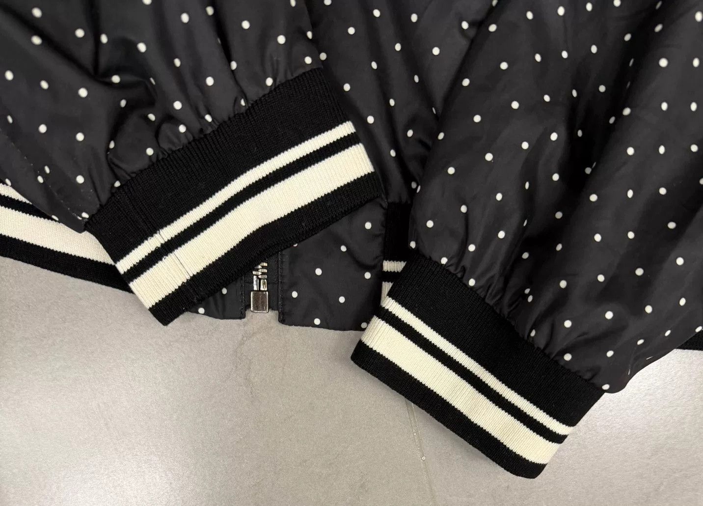 Dolce & Gabbana Dolce & Gabbana Runway Embroidered Family Jacket Size US L / EU 52-54 / 3 - 3 Thumbnail