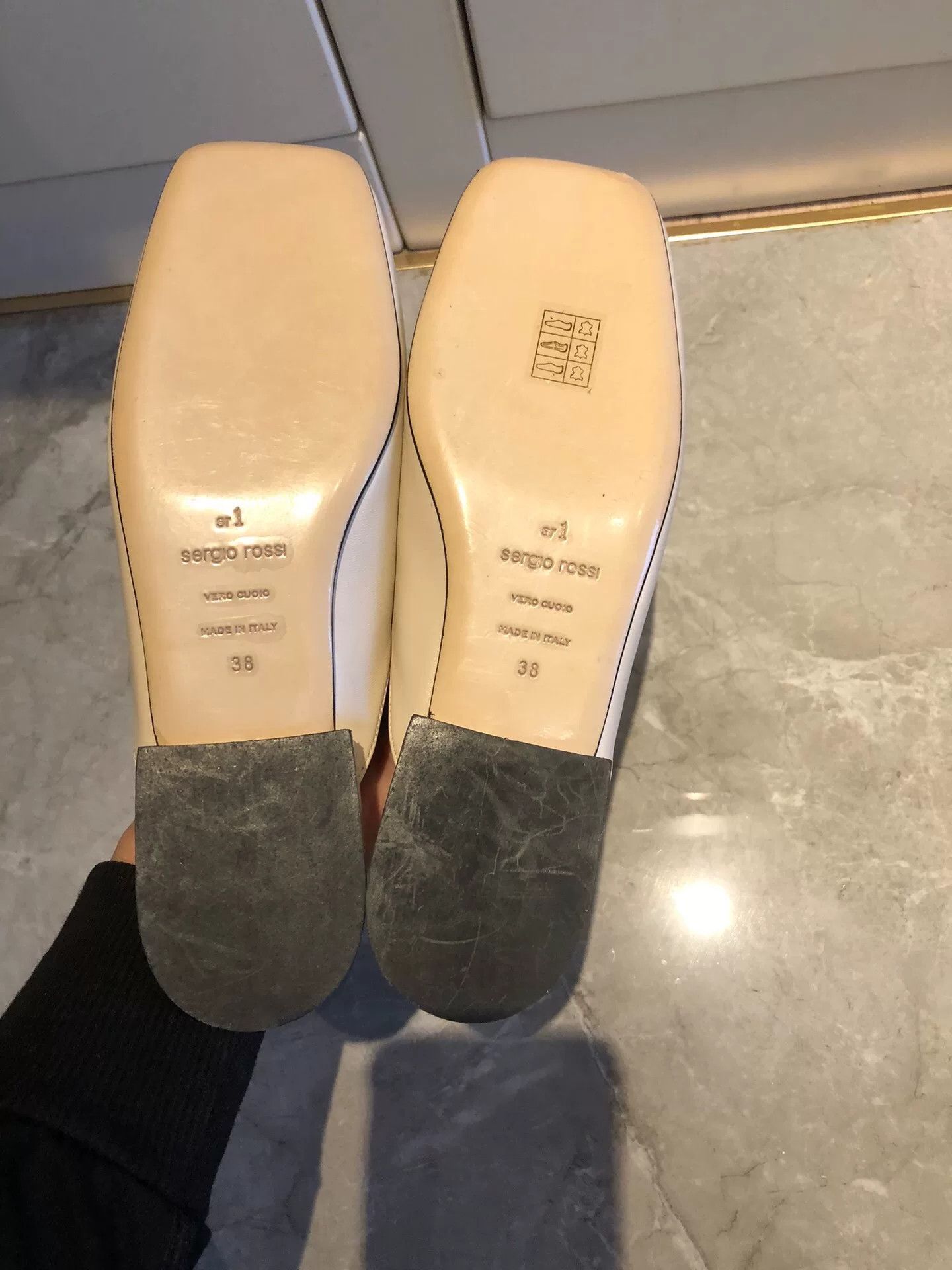 Sergio Rossi Sergio Rossi Leather Mules Size US 4 / IT 34 - 6 Thumbnail