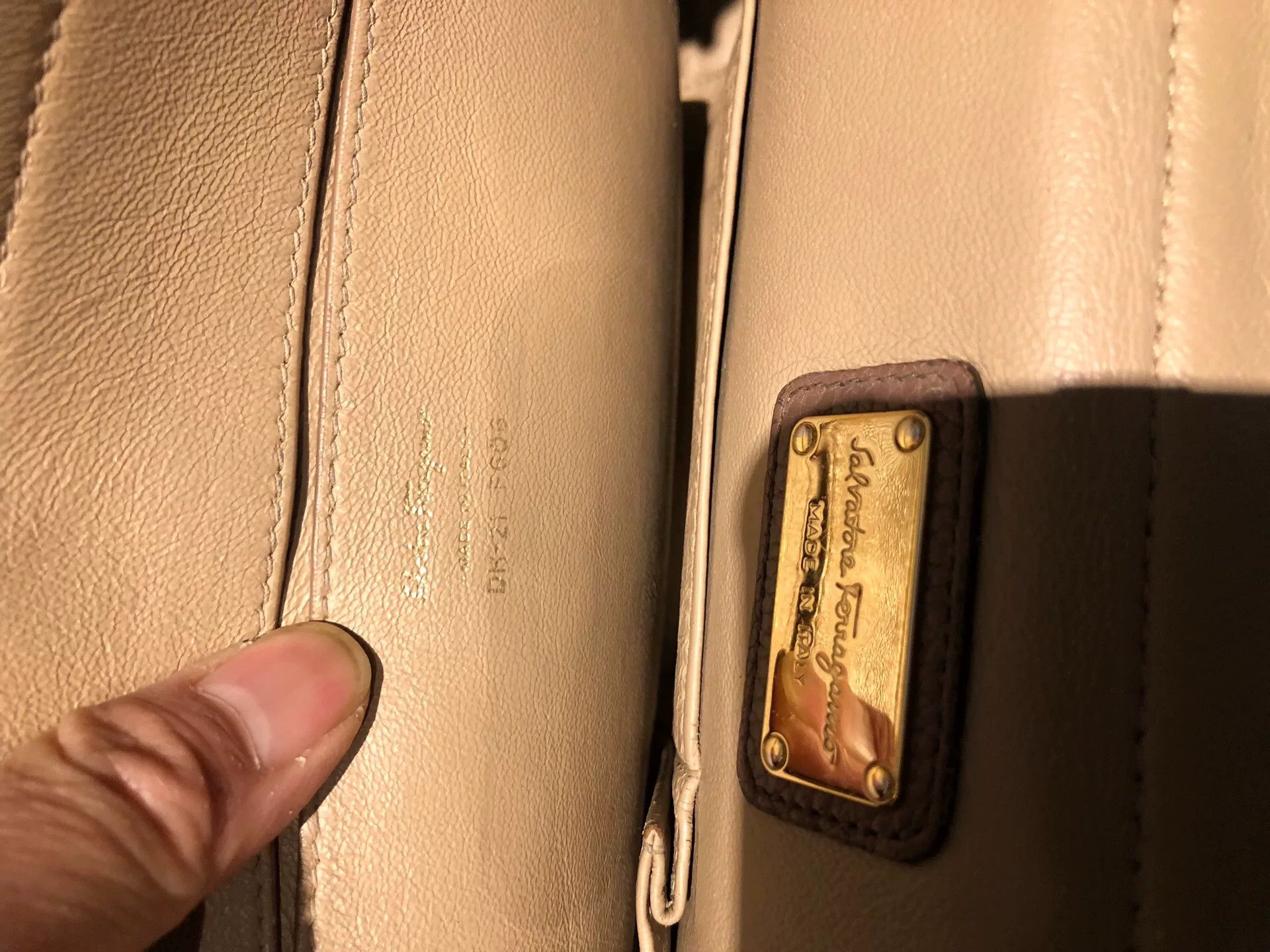Salvatore Ferragamo Salvatore Ferragamo Red Leather Tote Shoulder Bag Size ONE SIZE - 8 Thumbnail