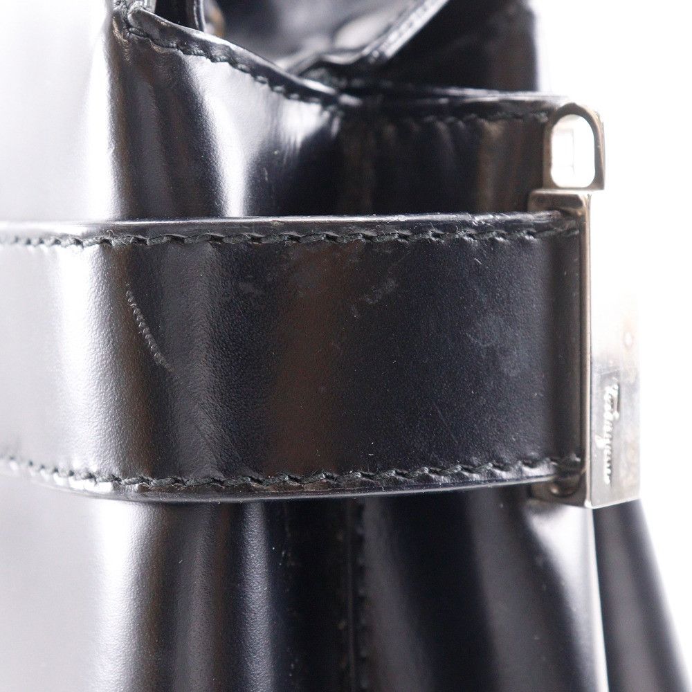 Salvatore Ferragamo Salvatore Ferragamo Salvatore Ferragamo Gancini Calf Handbag Leather Handbag AQ-21 0167 DUTY FREE for USA Size ONE SIZE - 14 Thumbnail