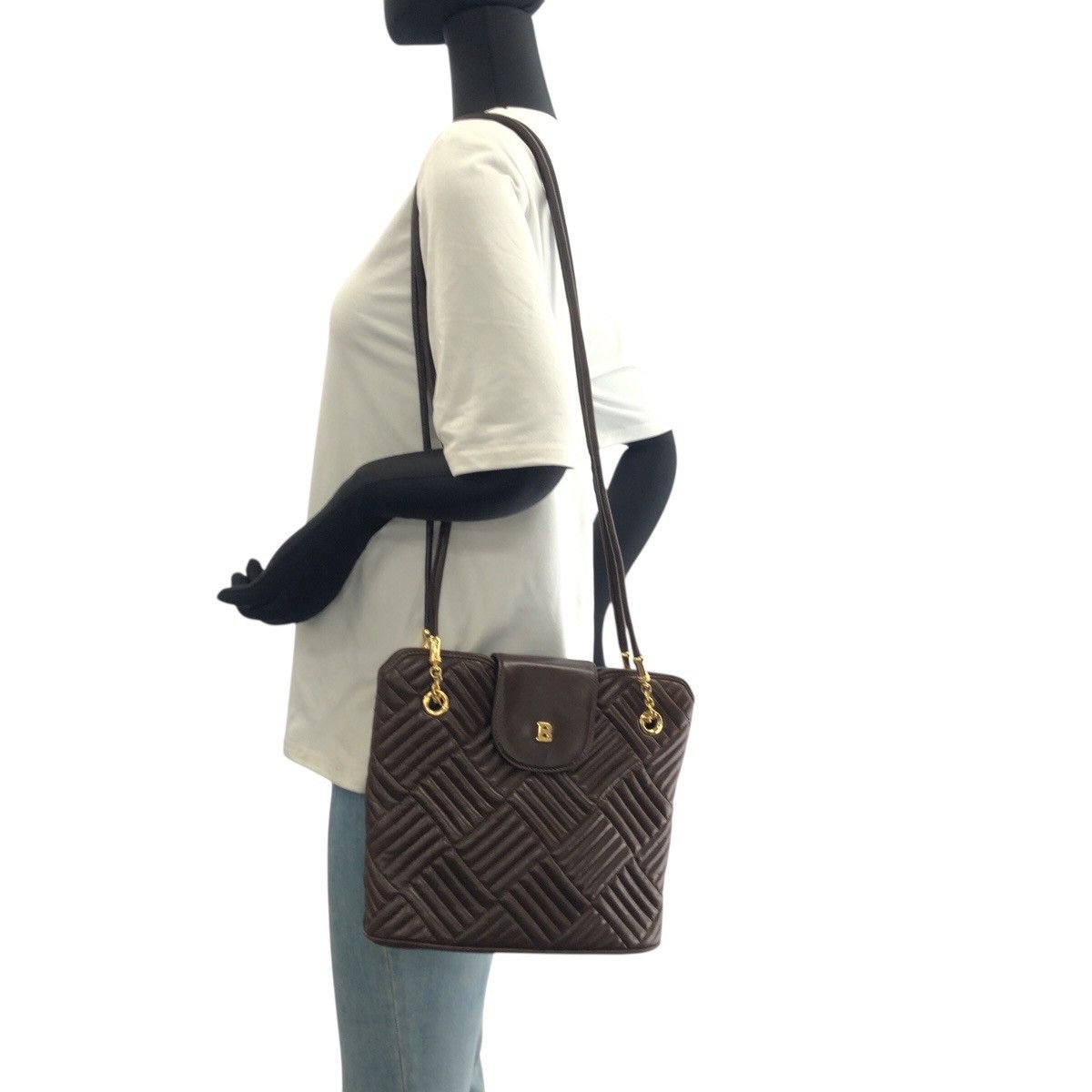 Bally Bally Bally Quilted Leather Shoulder Bag Leather Shoulder Bag DUTY FREE for USA Size ONE SIZE - 6 Thumbnail