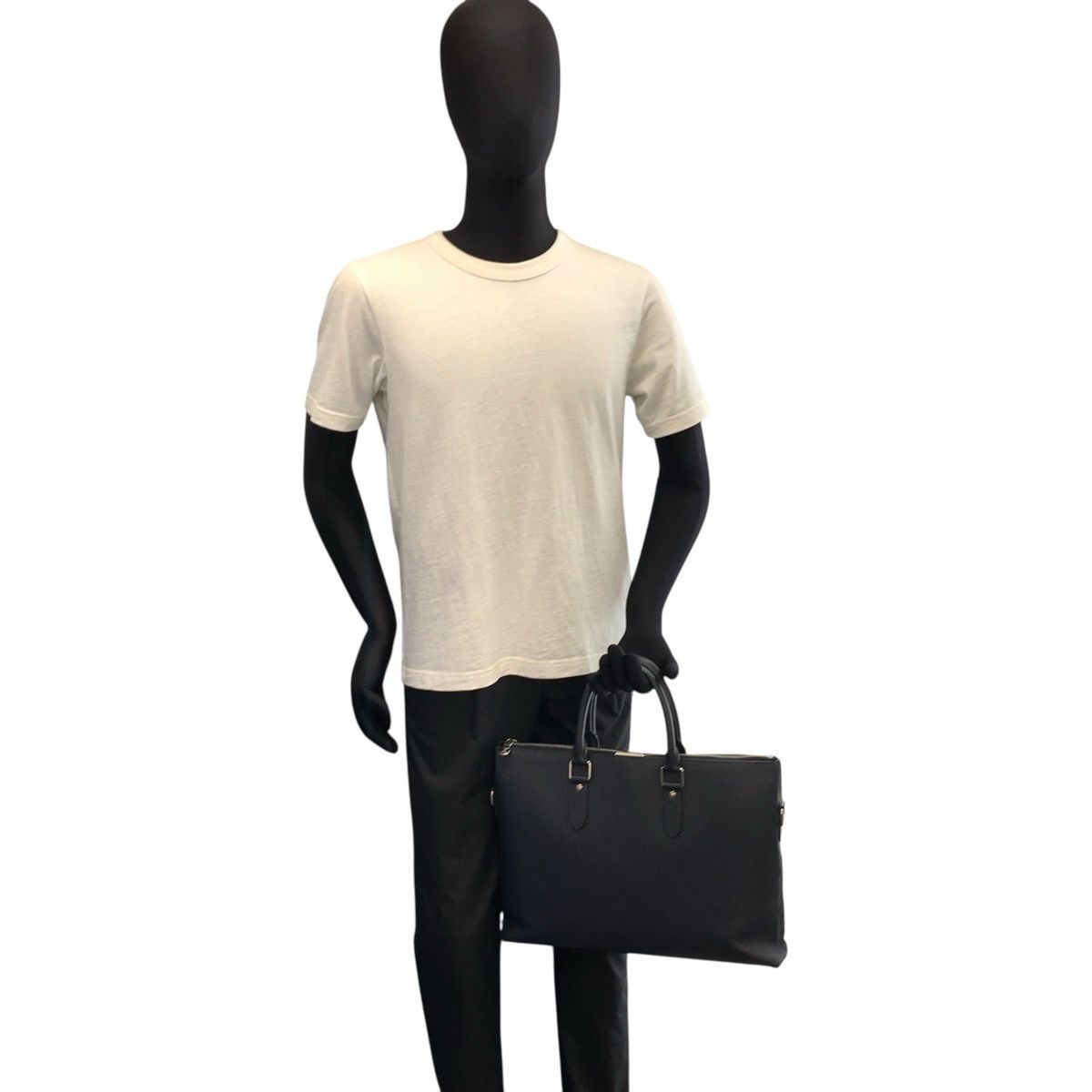 Louis Vuitton Louis Vuitton Louis Vuitton Anton Taiga Leather Briefcase Leather Business Bag M34401 DUTY FREE for USA Size ONE SIZE - 6 Thumbnail