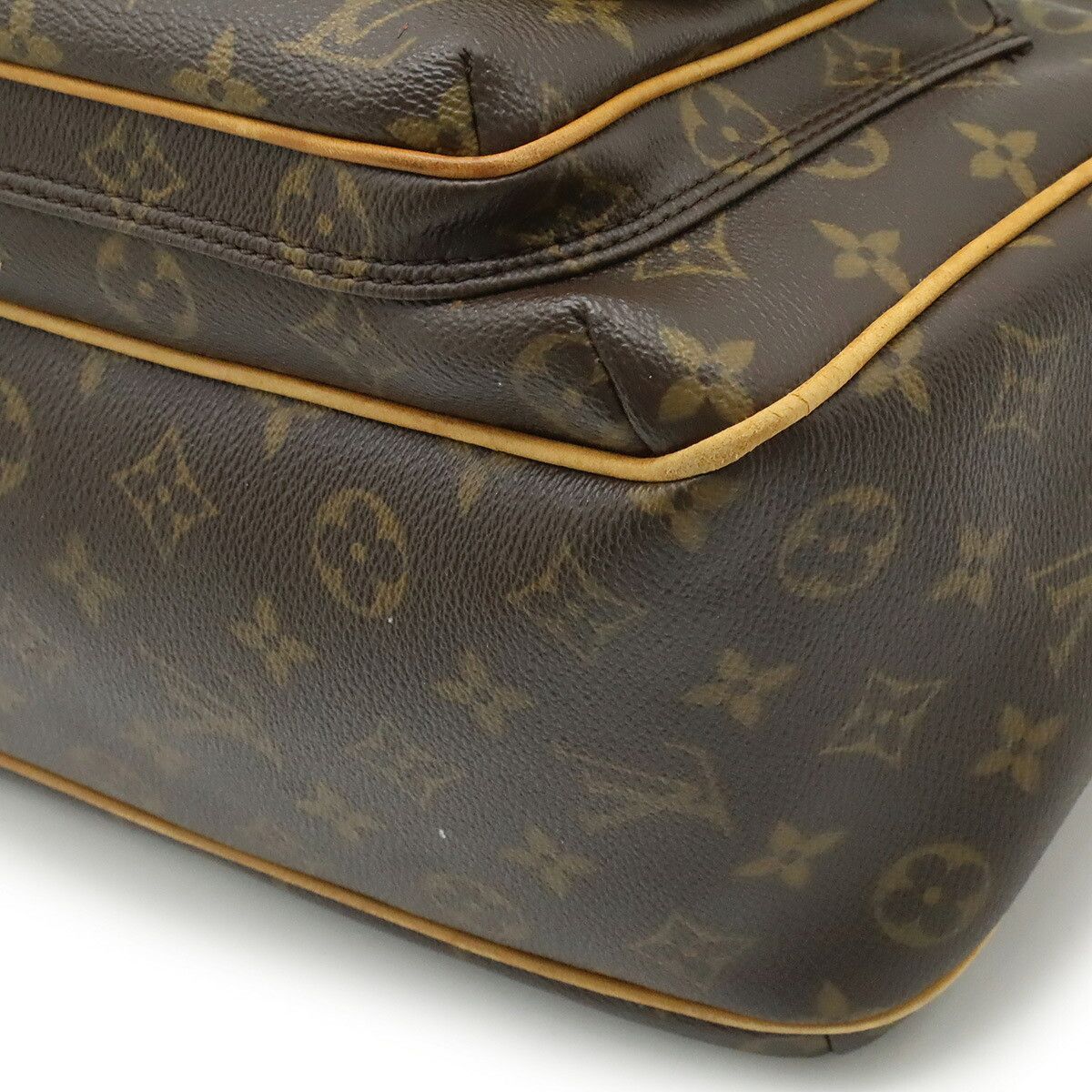 Louis Vuitton Louis Vuitton Louis Vuitton Tikal GM Monogram Shoulder Bag Textile Shoulder Bag M40077 DUTY FREE for USA Size ONE SIZE - 3 Thumbnail