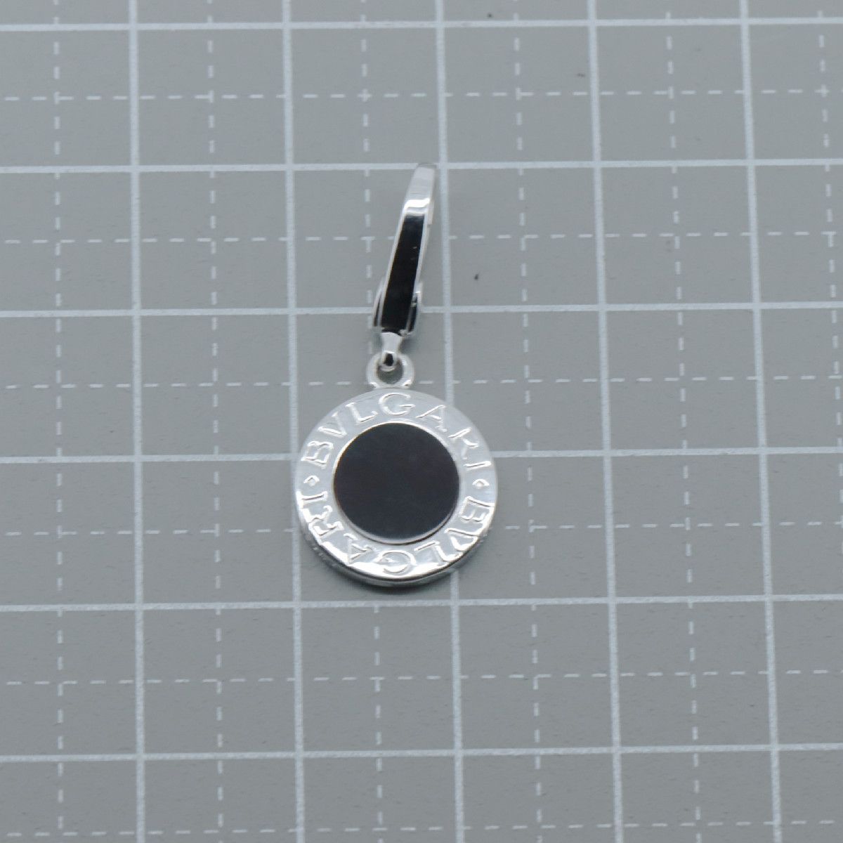 Bvlgari Bvlgari Bvlgari Bvlgari Onyx Au750 White Gold Pendant Precious Metal Pendant DUTY FREE for USA Size ONE SIZE - 6 Thumbnail