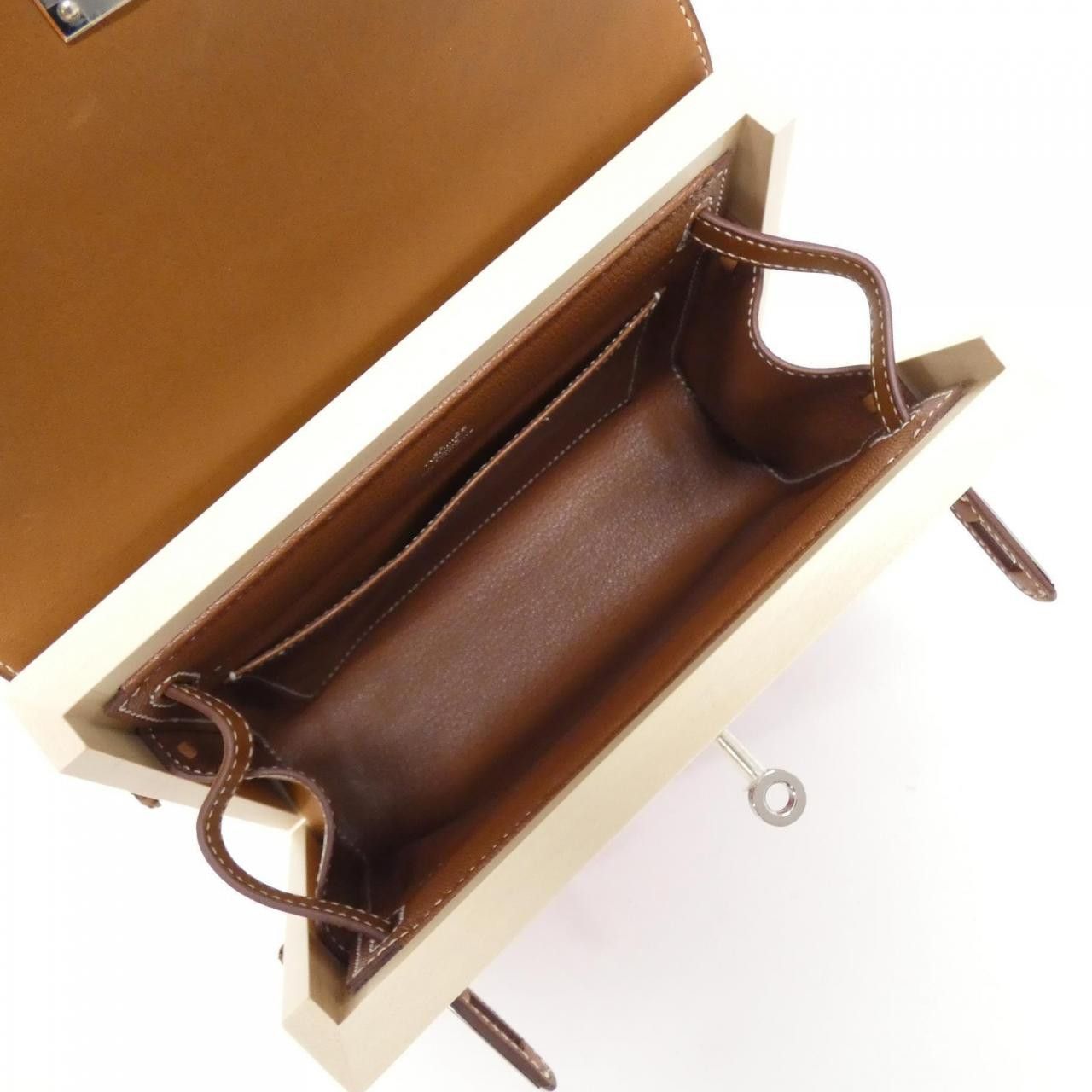 Hermes Hermes Hermès PERSPECTIVE CAVALIER Kelly22 Wood Barenia Plant-based Handbag Stamp B DUTY FREE for USA Size ONE SIZE - 7 Thumbnail