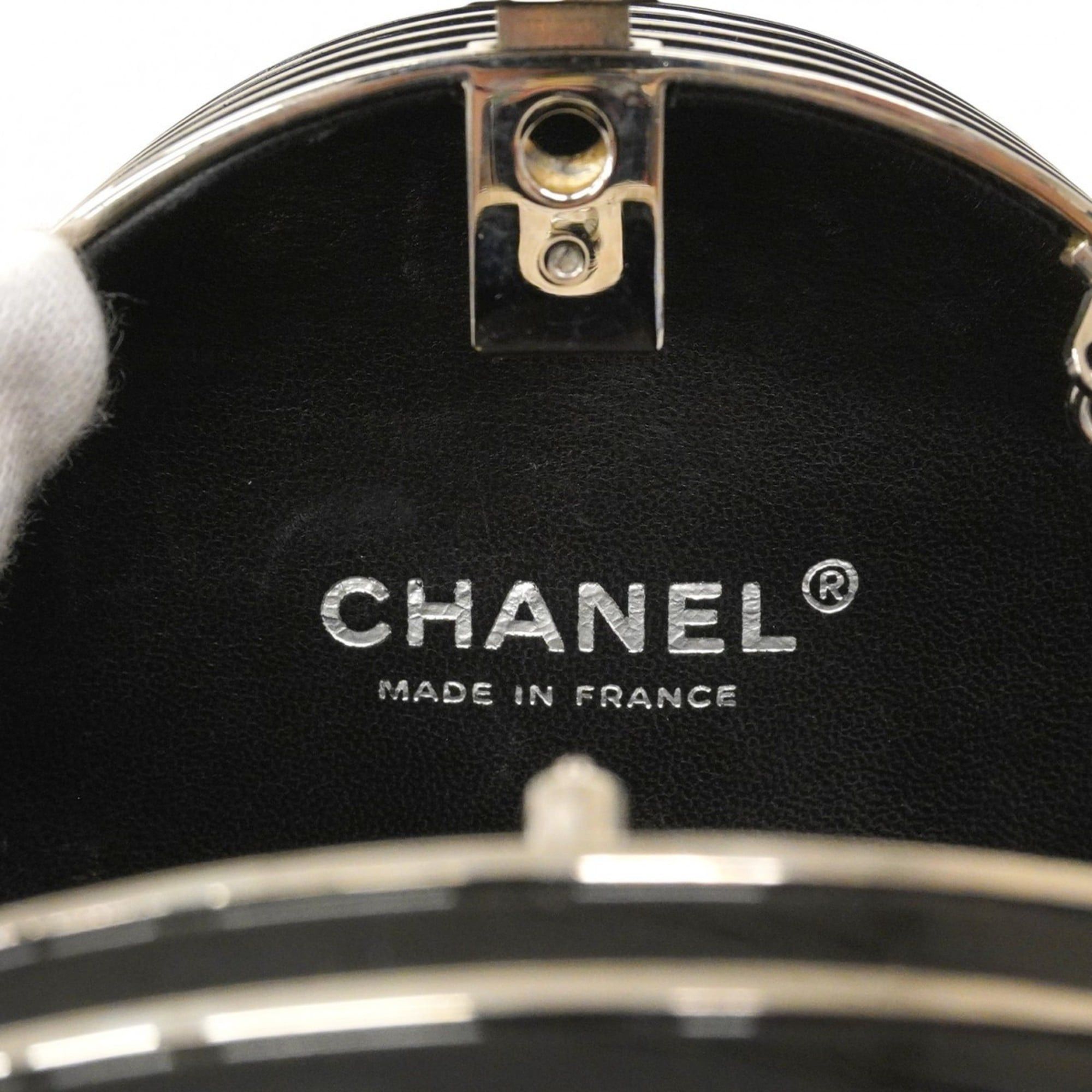Chanel Chanel Shoulder Bag Chain Ivory Black Women's Size ONE SIZE - 5 Thumbnail