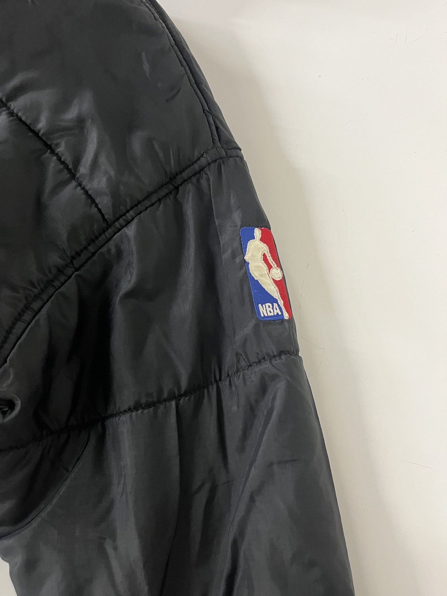 NBA × Vintage Vintage 1990s Charlette Hornets Pro Player Reversible Anorak Jacket Size S Size US S / EU 44-46 / 1 - 7 Thumbnail